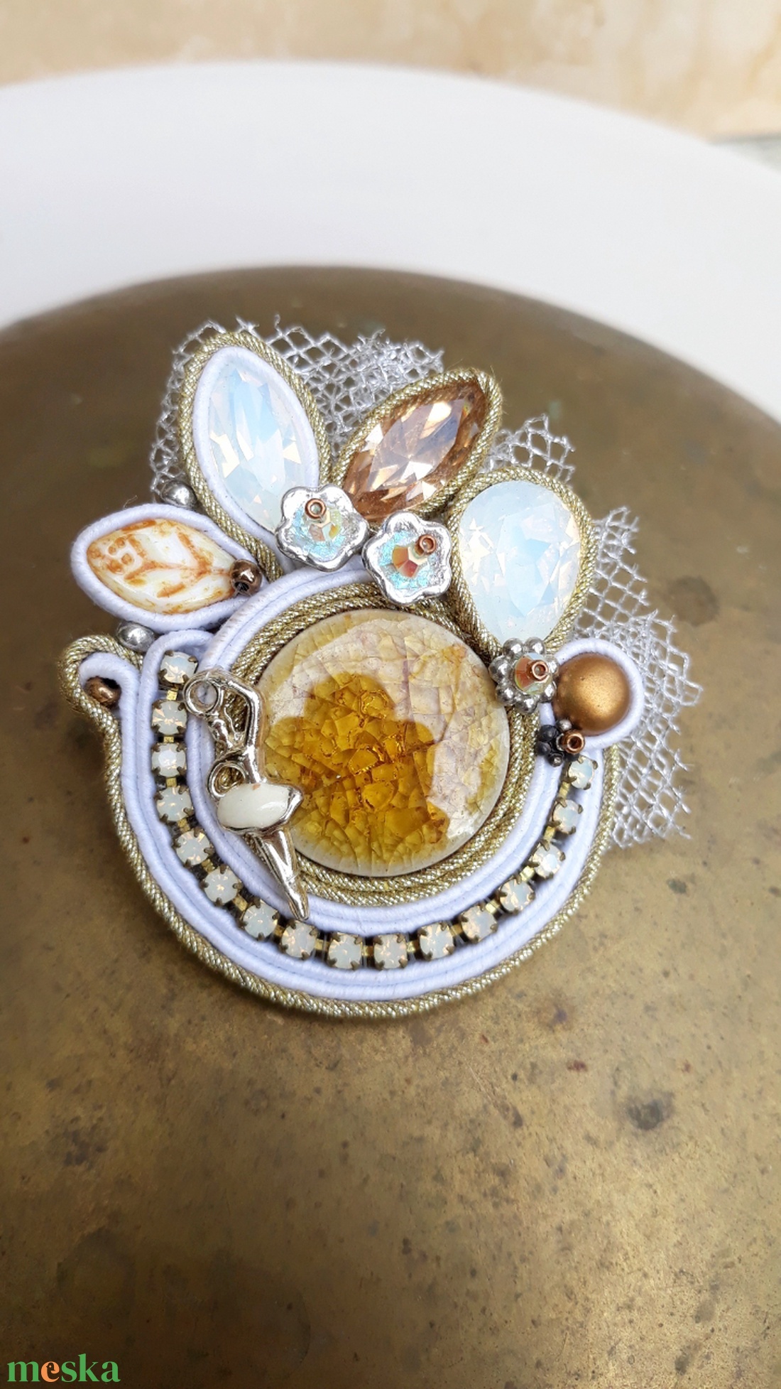 Swarovski sujtas bross - ékszer - kitűző és bross - kitűző - Meska.hu Swarovski sujtas bross - ékszer - kitűző és bross - kitűző - Meska.hu