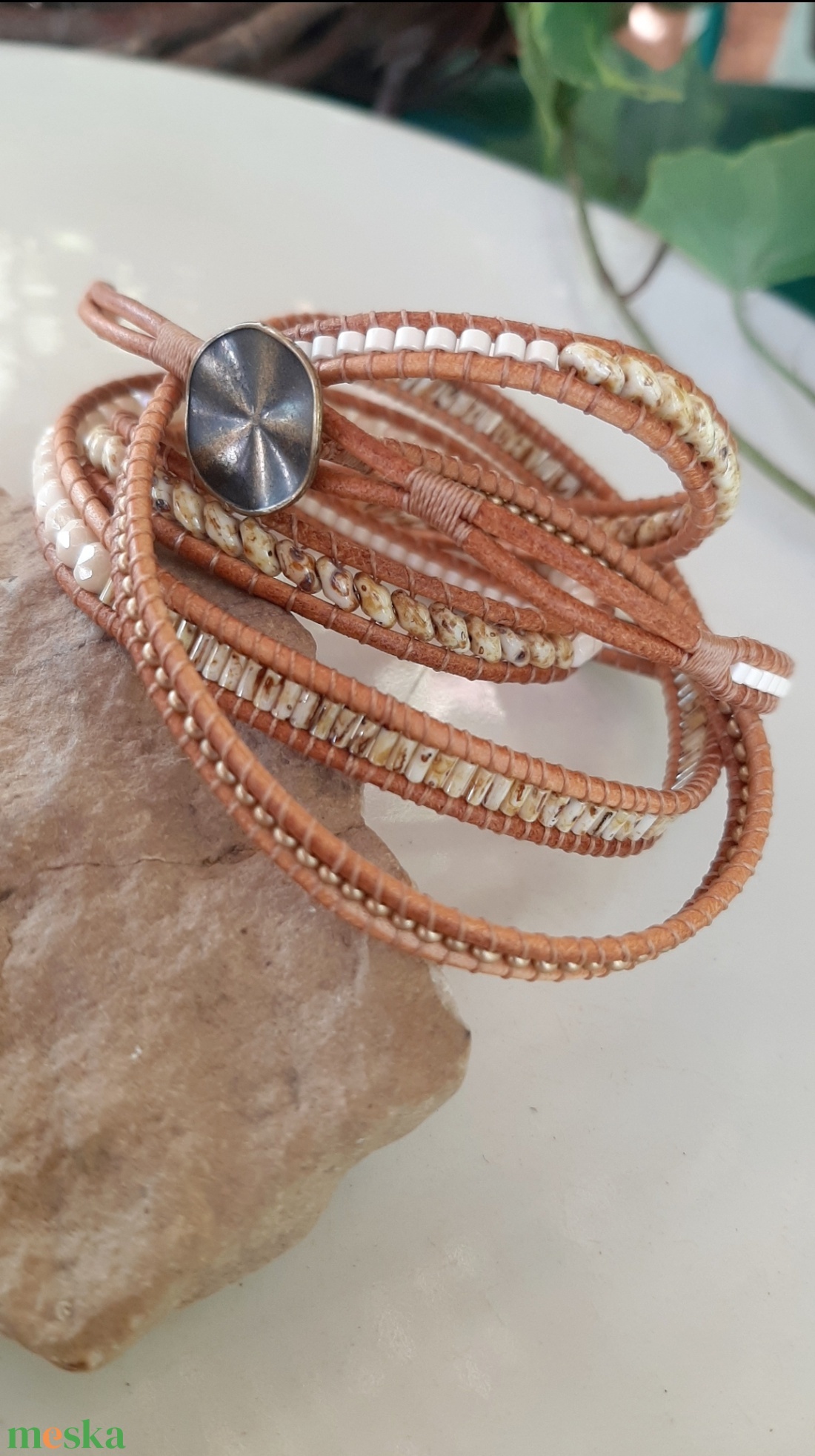 Wrap karkötő - natúr - ékszer - karkötő - gyöngyös karkötő - Meska.hu