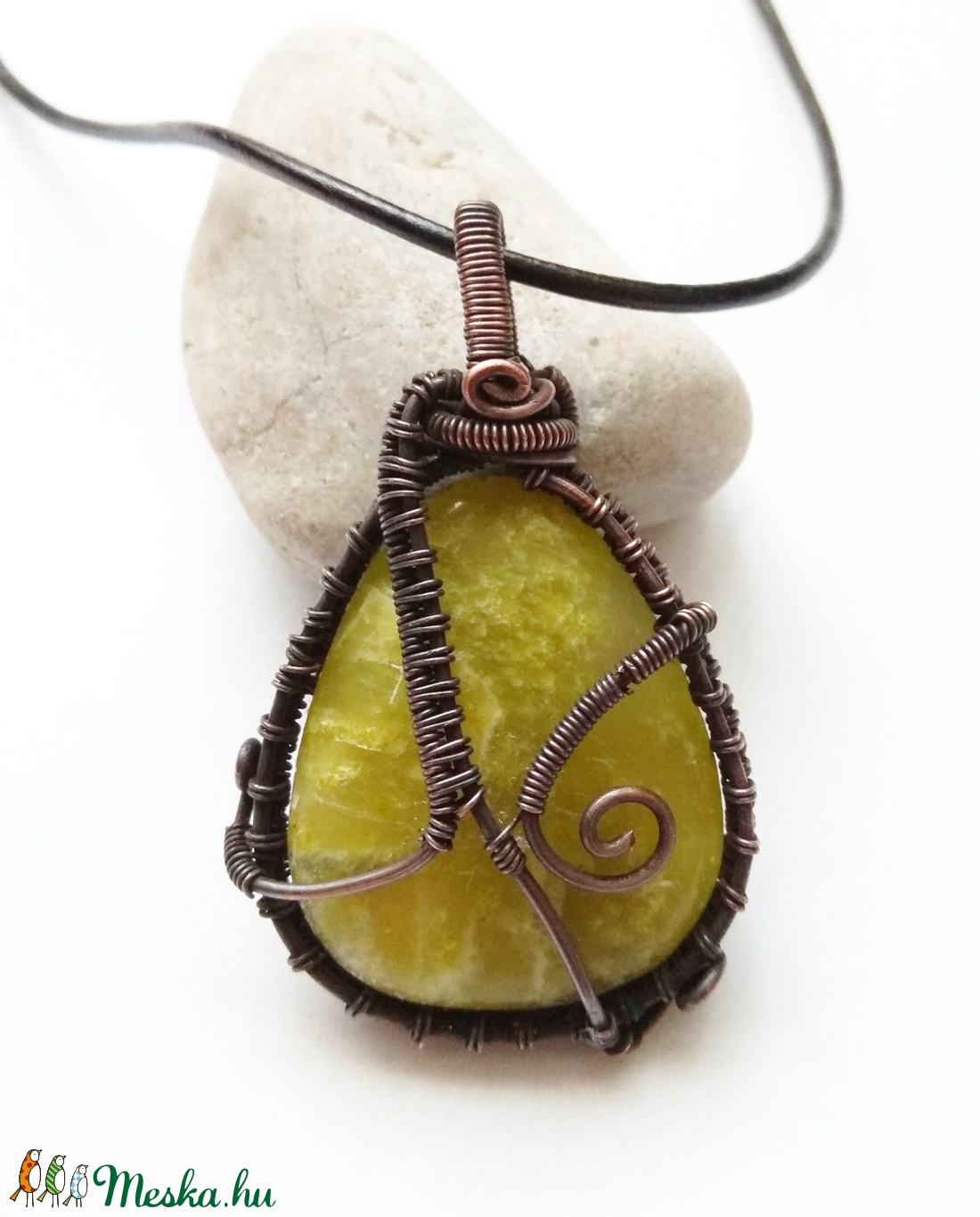 Jáde nyaklánc - szerencsehozó amulett - ékszer - nyaklánc - medál - Meska.hu Jáde nyaklánc - szerencsehozó amulett - ékszer - nyaklánc - medál - Meska.hu