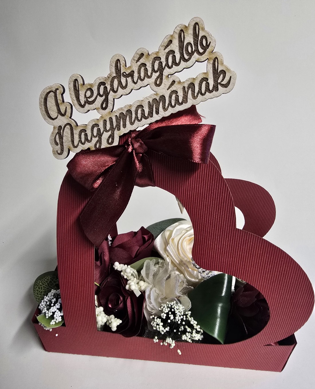 Szülőköszöntő szíves virágbox vegyes - esküvő - emlék & ajándék - szülőköszöntő ajándék - Meska.hu
