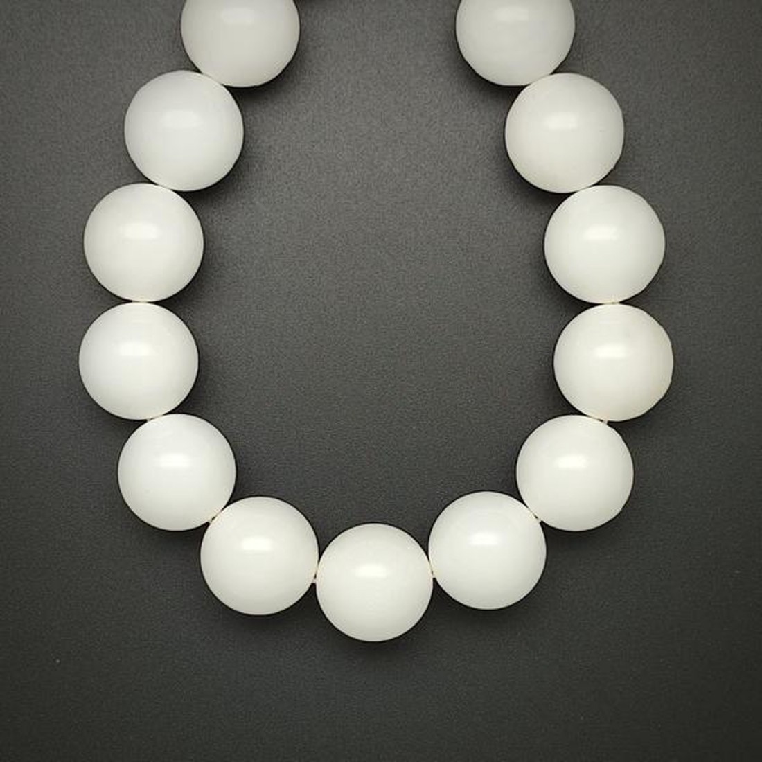 Kagyló fehér golyó 16-17mm  ékszerkészítő alapanyag (füzér) - kellékek & szerszámok - ásvány alapanyag - ásványfüzér - Meska.hu Kagyló fehér golyó 16-17mm  ékszerkészítő alapanyag (füzér) - kellékek & szerszámok - ásvány alapanyag - ásványfüzér - Meska.hu