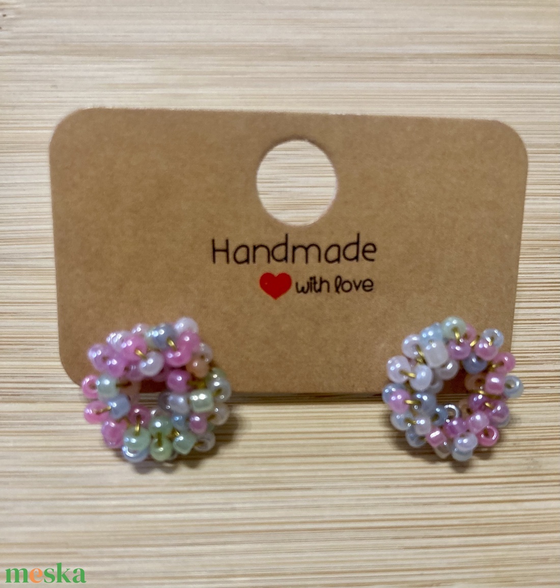 Színes, pasztell, gyöngy fülbevaló  - ékszer - fülbevaló - pötty fülbevaló - Meska.hu