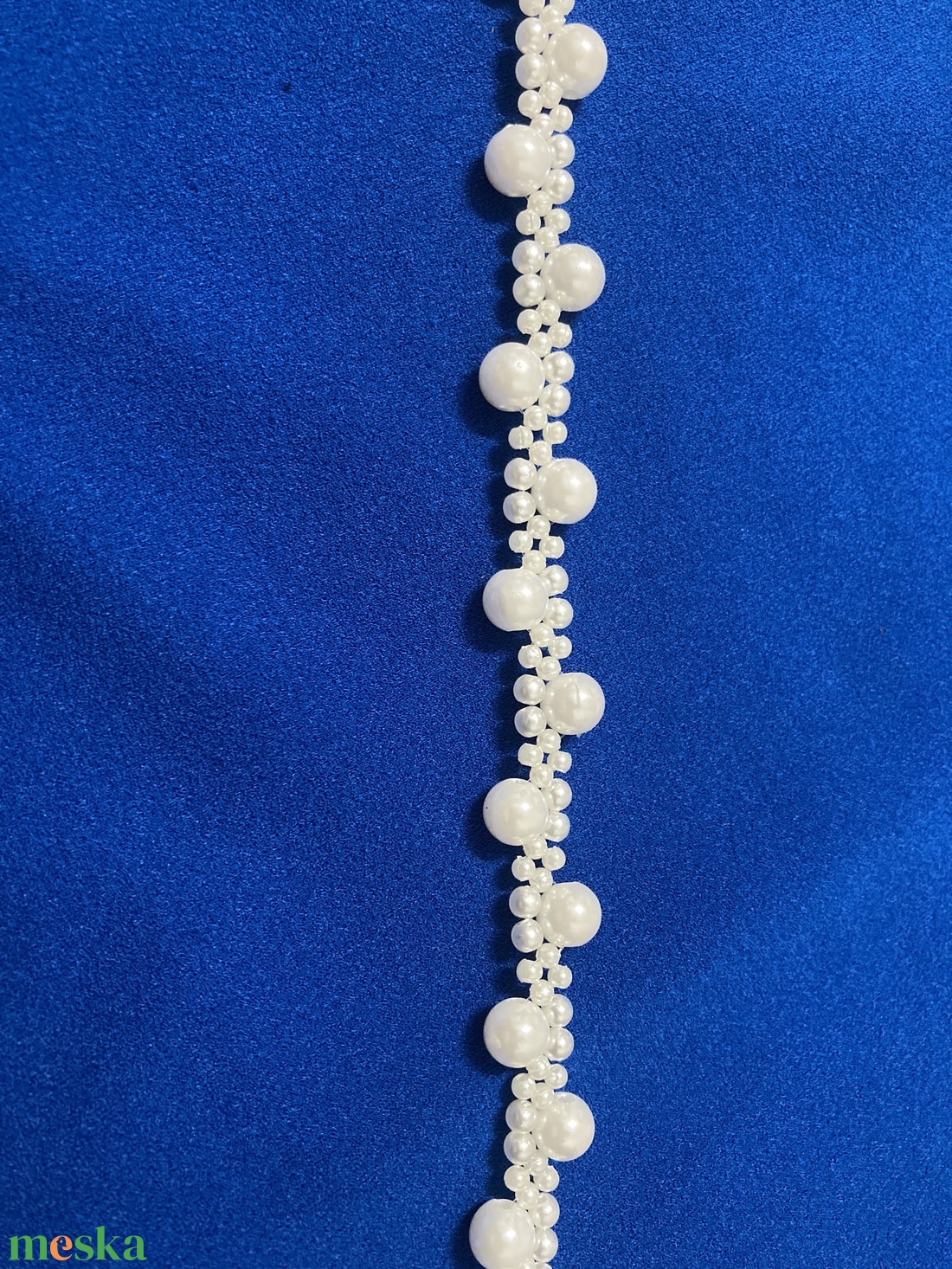 Elegáns, tört fehér gyöngy nyaklánc - ékszer - nyaklánc - gyöngyös nyaklánc - Meska.hu