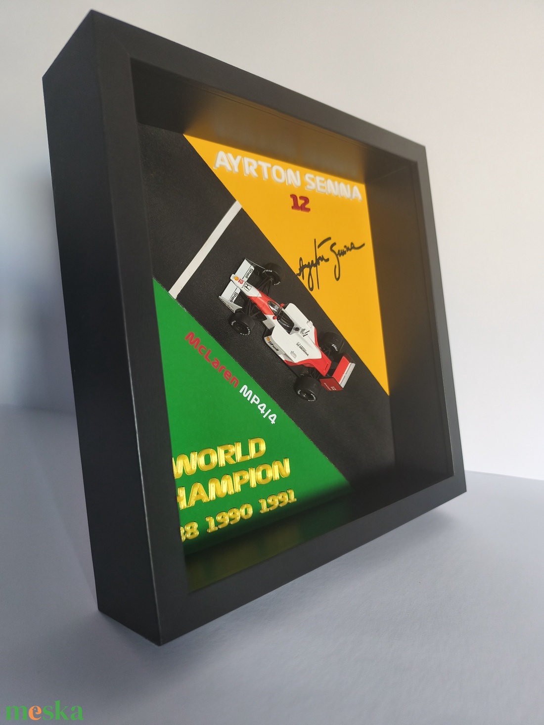 Ayrton Senna - képkeret dioráma, Forma 1 rajongóknak - otthon & életmód - dekoráció - kép & falikép - képkeret - Meska.hu Ayrton Senna - képkeret dioráma, Forma 1 rajongóknak - otthon & életmód - dekoráció - kép & falikép - képkeret - Meska.hu