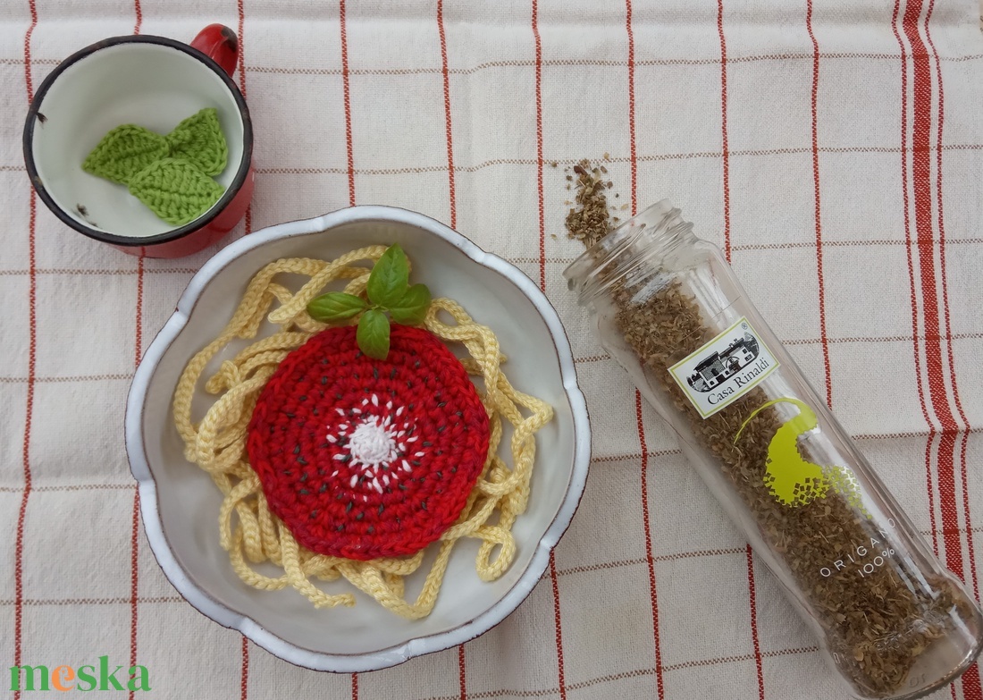 Horgolt bolognai spagetti  - játék & sport - szerepjáték - Meska.hu Horgolt bolognai spagetti  - játék & sport - szerepjáték - Meska.hu