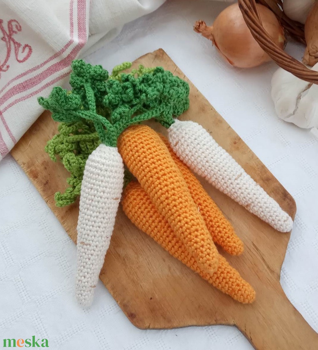 Horgolt fehérrépa  - játék & sport - szerepjáték - Meska.hu