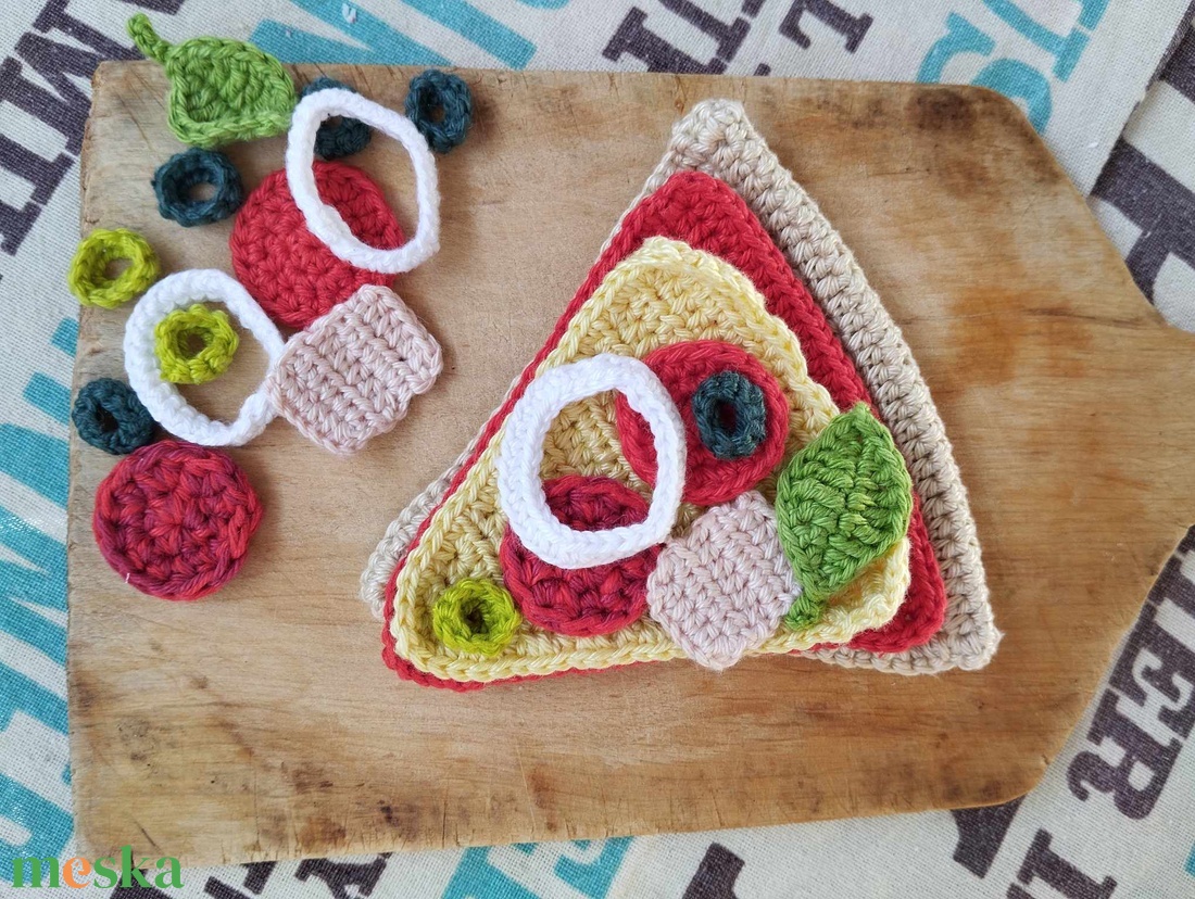 Horgolt pizzaszelet - játék & sport - szerepjáték - Meska.hu