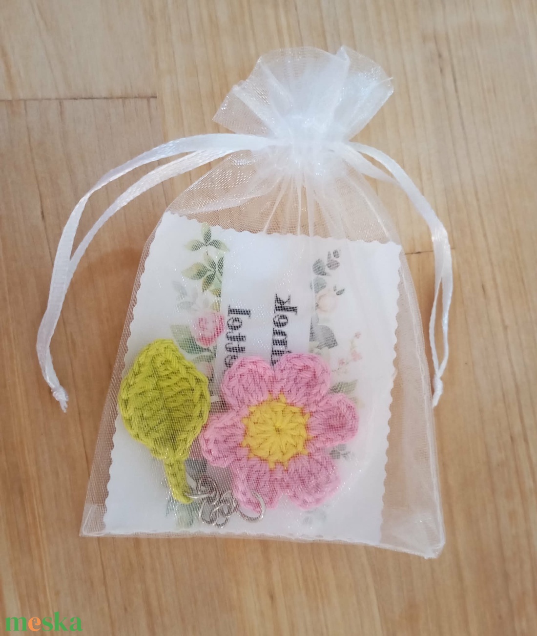 Horgolt virág kulcstartó csomag - táska & tok - kulcstartó & táskadísz - kulcstartó - Meska.hu