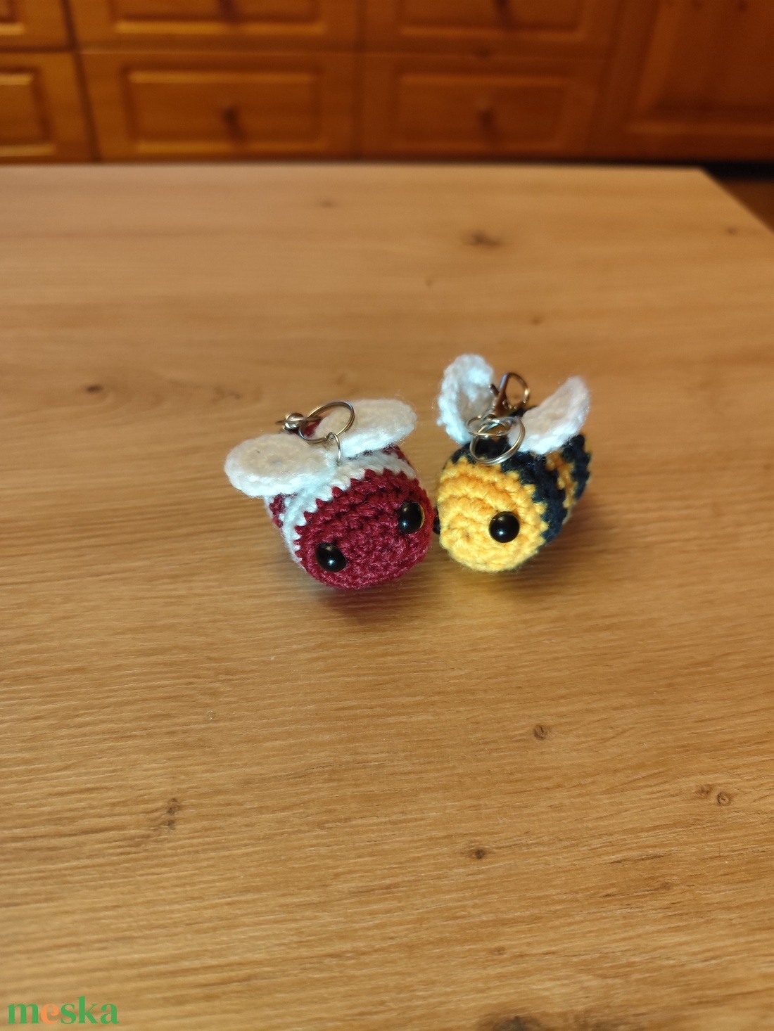 Méhecske Kulcstartó - táska & tok - kulcstartó & táskadísz - kulcstartó - Meska.hu