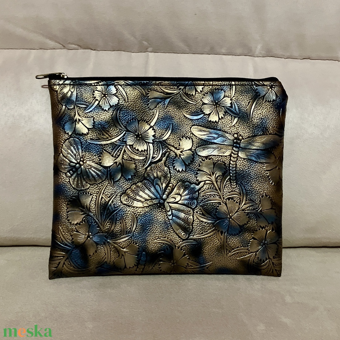 Kék-arany neszesszer/ tároló szitakötő és lepke mintával - táska & tok - neszesszer - Meska.hu