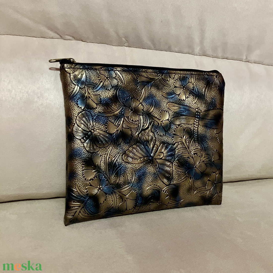 Kék-arany neszesszer/ tároló szitakötő és lepke mintával - táska & tok - neszesszer - Meska.hu