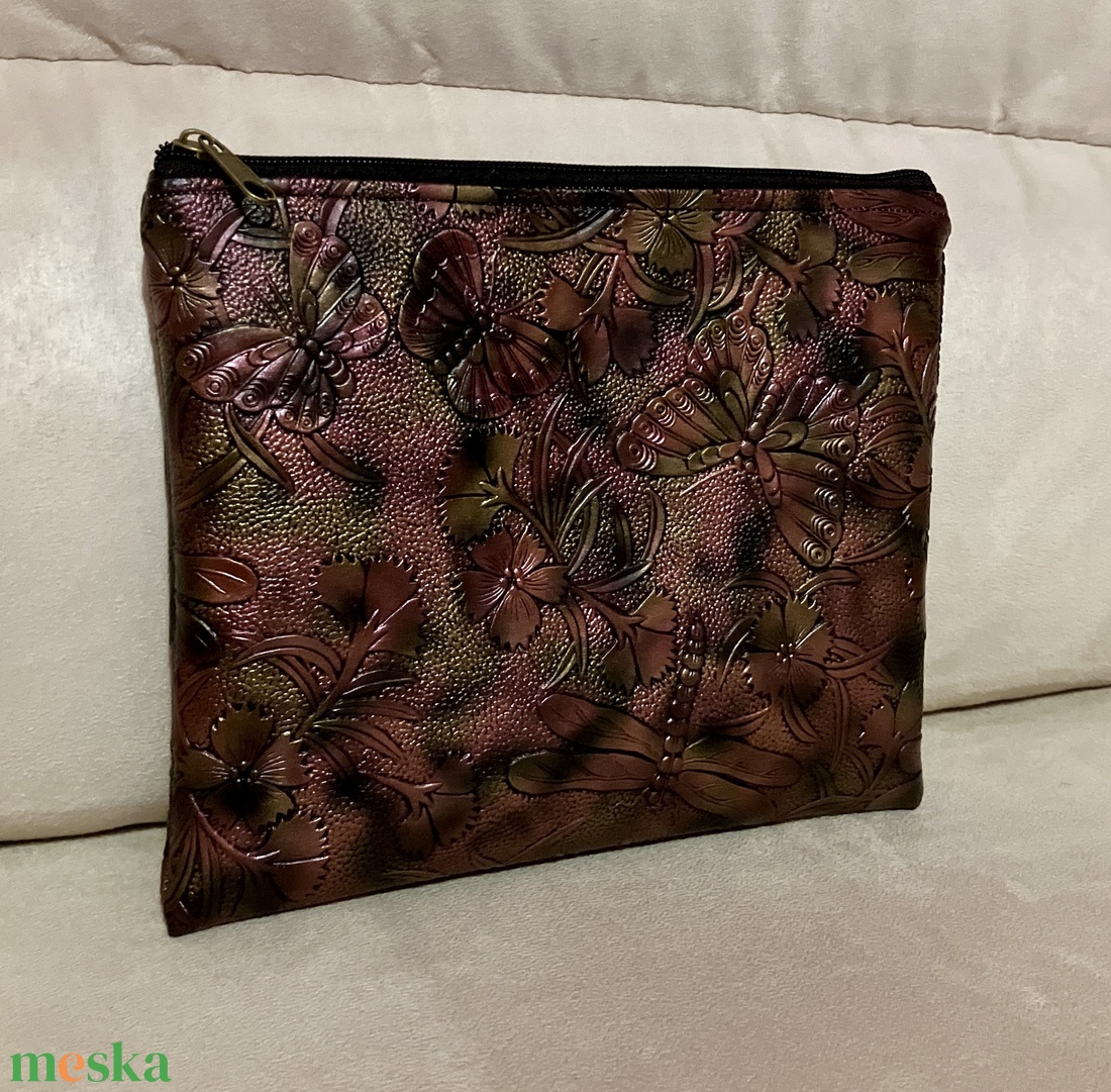 Rózsaszín-arany neszesszer/ tároló szitakötő és lepke mintával - táska & tok - neszesszer - Meska.hu