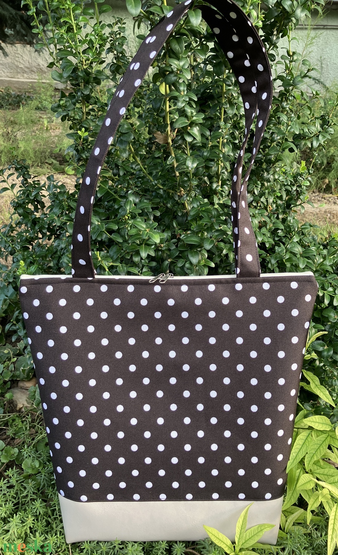 Egyedi bézs-fekete pöttyös válltáska  - táska & tok - kézitáska & válltáska - válltáska - Meska.hu