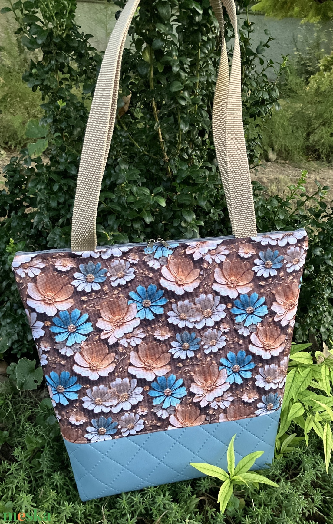 Egyedi barna-kék virág mintás válltáska  - táska & tok - kézitáska & válltáska - válltáska - Meska.hu