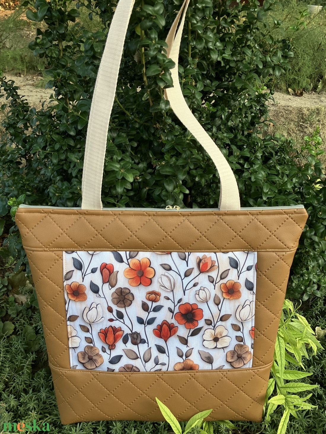 Egyedi barna virág mintás válltáska  - táska & tok - kézitáska & válltáska - válltáska - Meska.hu