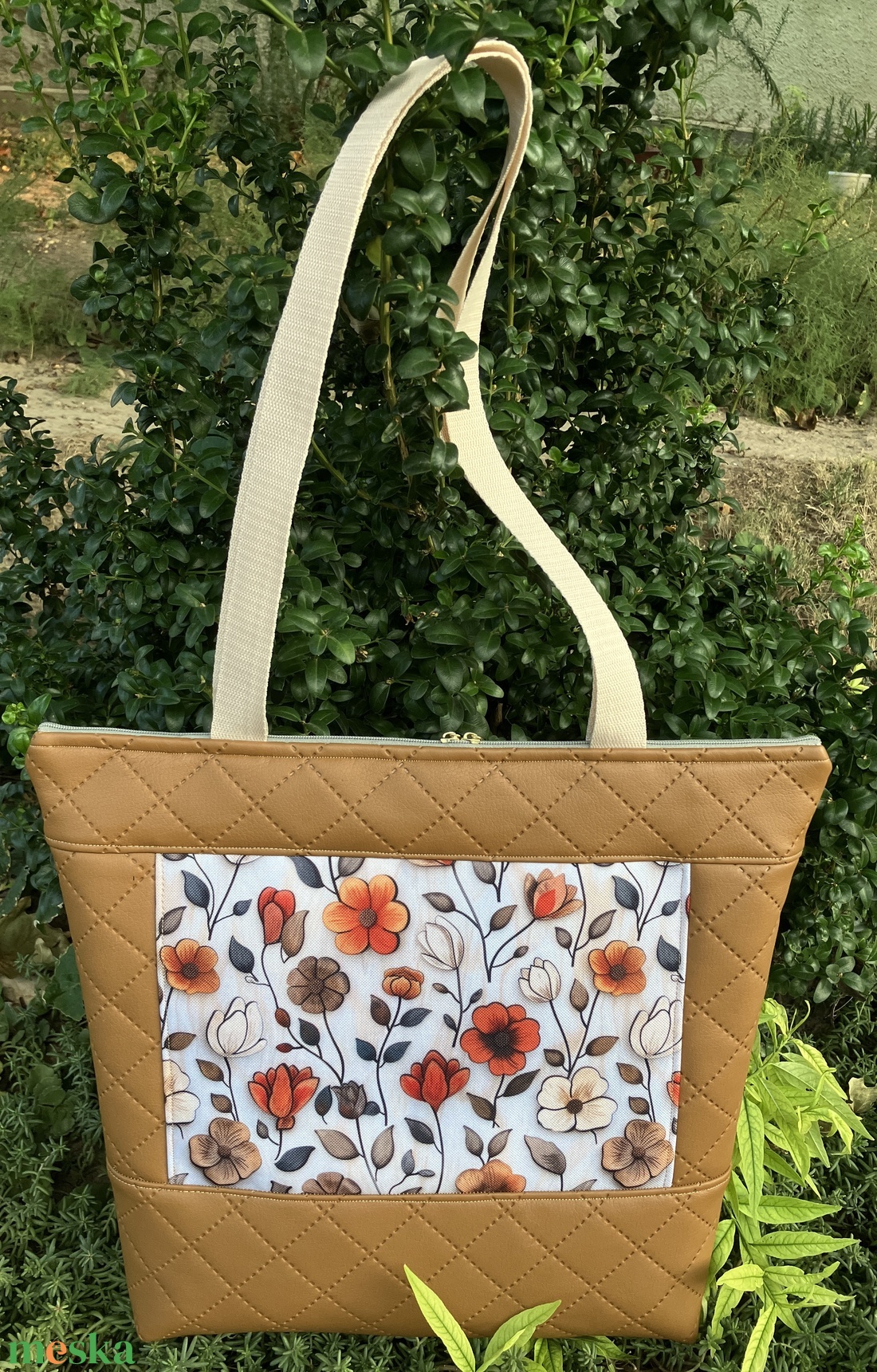 Egyedi barna virág mintás válltáska  - táska & tok - kézitáska & válltáska - válltáska - Meska.hu