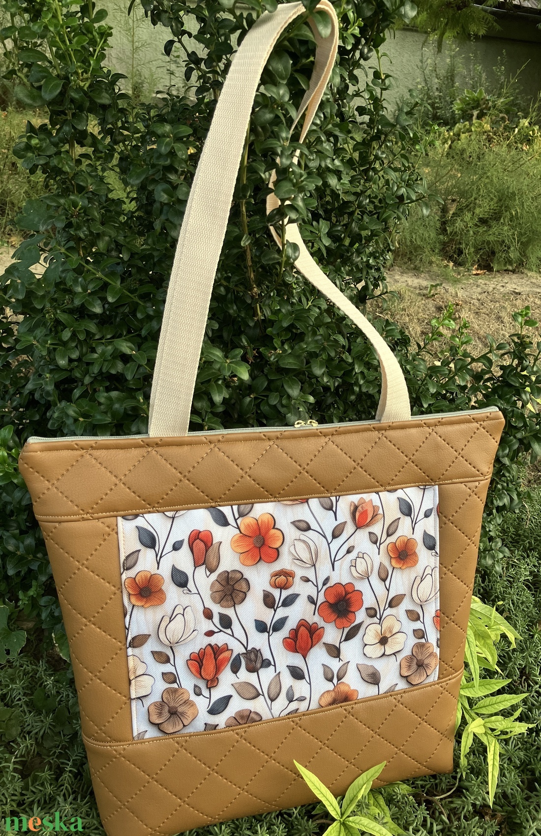 Egyedi barna virág mintás válltáska  - táska & tok - kézitáska & válltáska - válltáska - Meska.hu