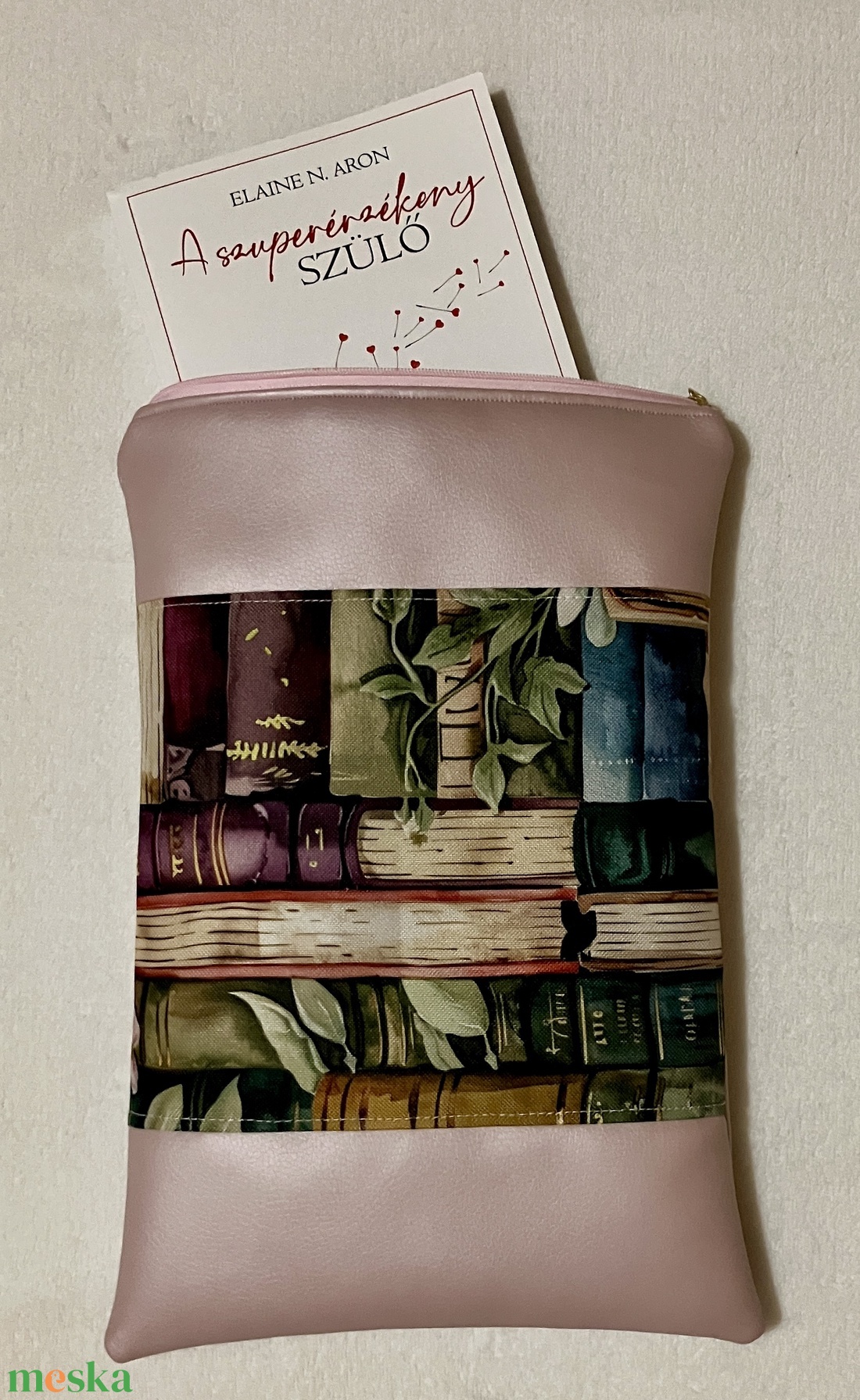 Egyedi könyvmintás könyvtok/ e-book/ tablet tok - könyv & zene - könyvtok - Meska.hu