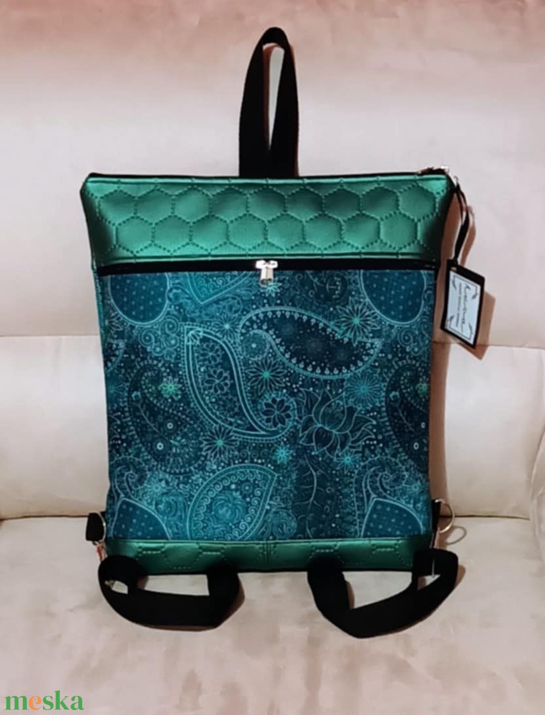 Egyedi zöld inda mintás műbőr hátitáska  - táska & tok - hátizsák - hátizsák - Meska.hu