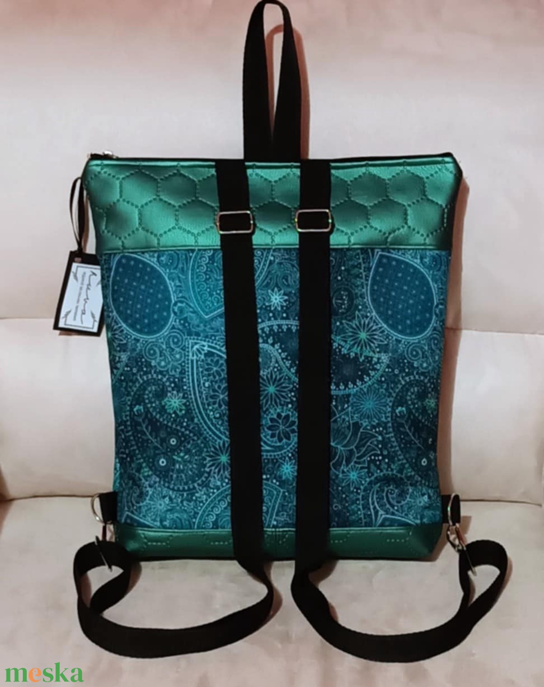 Egyedi zöld inda mintás műbőr hátitáska  - táska & tok - hátizsák - hátizsák - Meska.hu