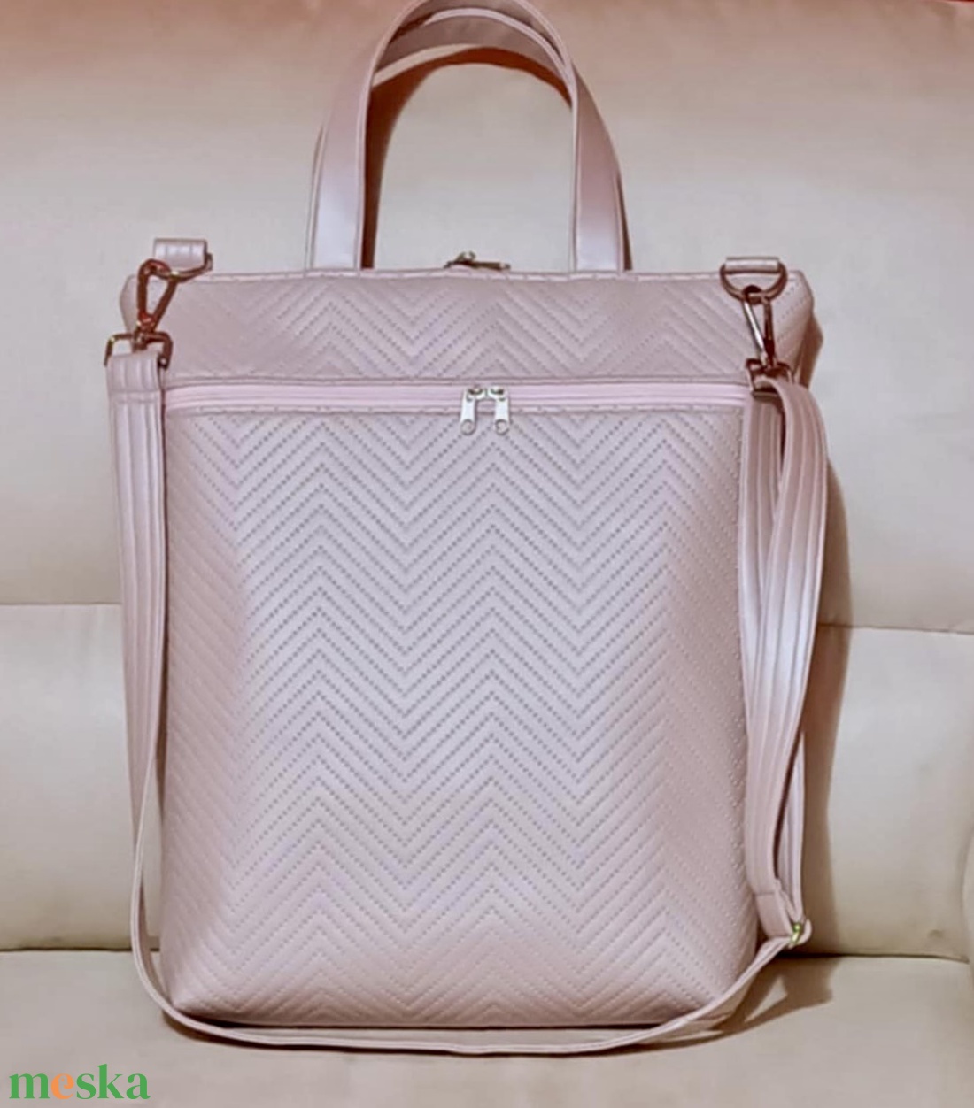 Egyedi púder rózsaszín műbőr többfunkciós/ variálható táska   - táska & tok - variálható táska - Meska.hu