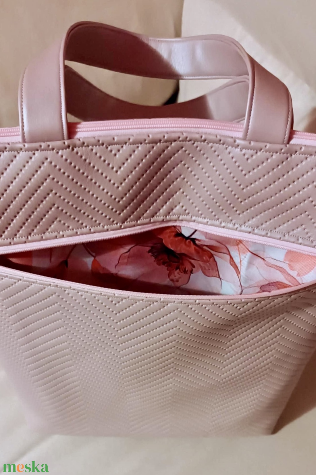 Egyedi púder rózsaszín műbőr többfunkciós/ variálható táska   - táska & tok - variálható táska - Meska.hu