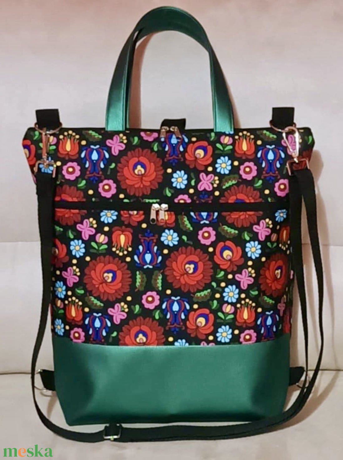 Egyedi zöld matyó mintás többfunkciós/ variálható táska   - táska & tok - variálható táska - Meska.hu