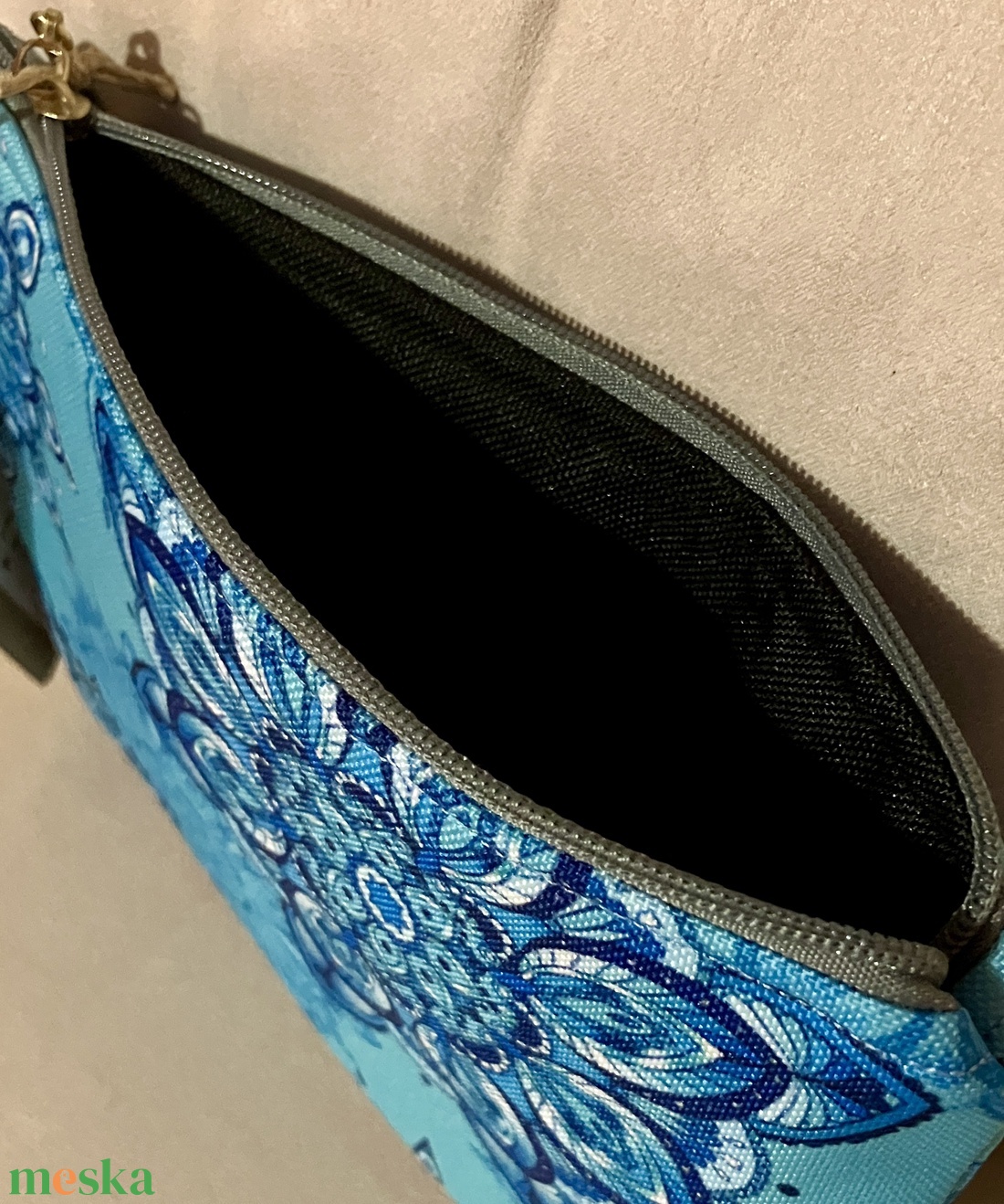 Egyedi kék mandala crossbody táska - táska & tok - kézitáska & válltáska - vállon átvethető táska - Meska.hu