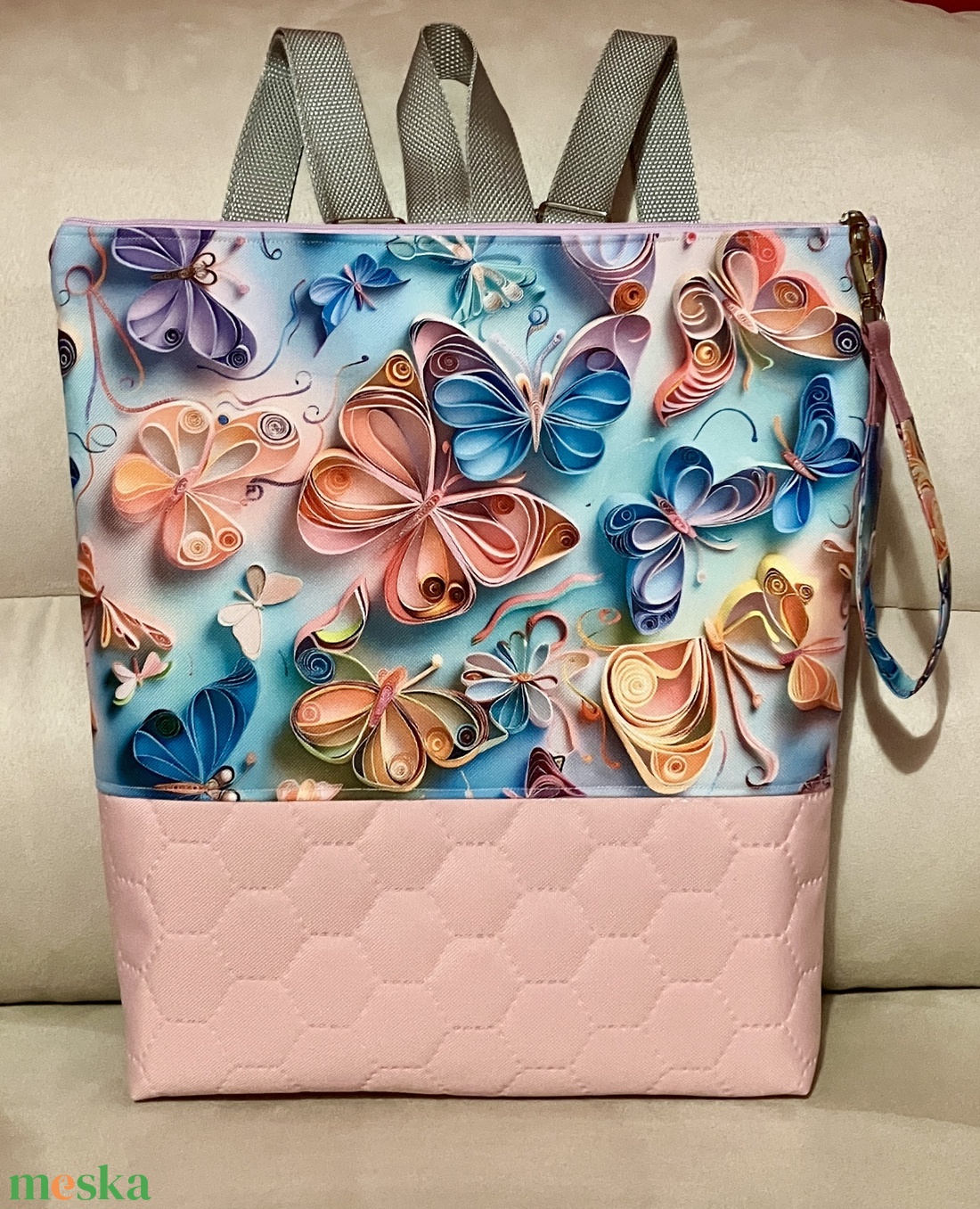 Egyedi lepkés hátitáska kulcstartóval - táska & tok - hátizsák - hátizsák - Meska.hu