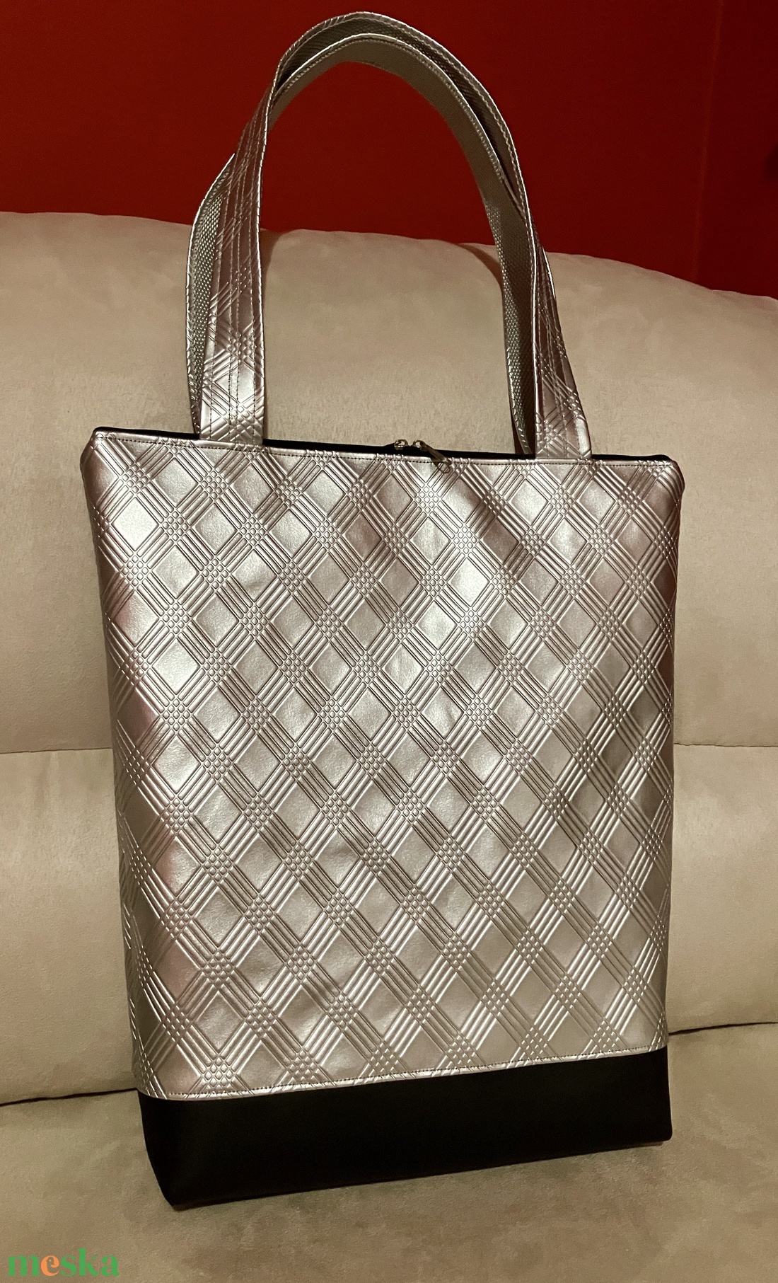 Egyedi ezüst műbőr válltáska szett - táska & tok - táska szett - Meska.hu