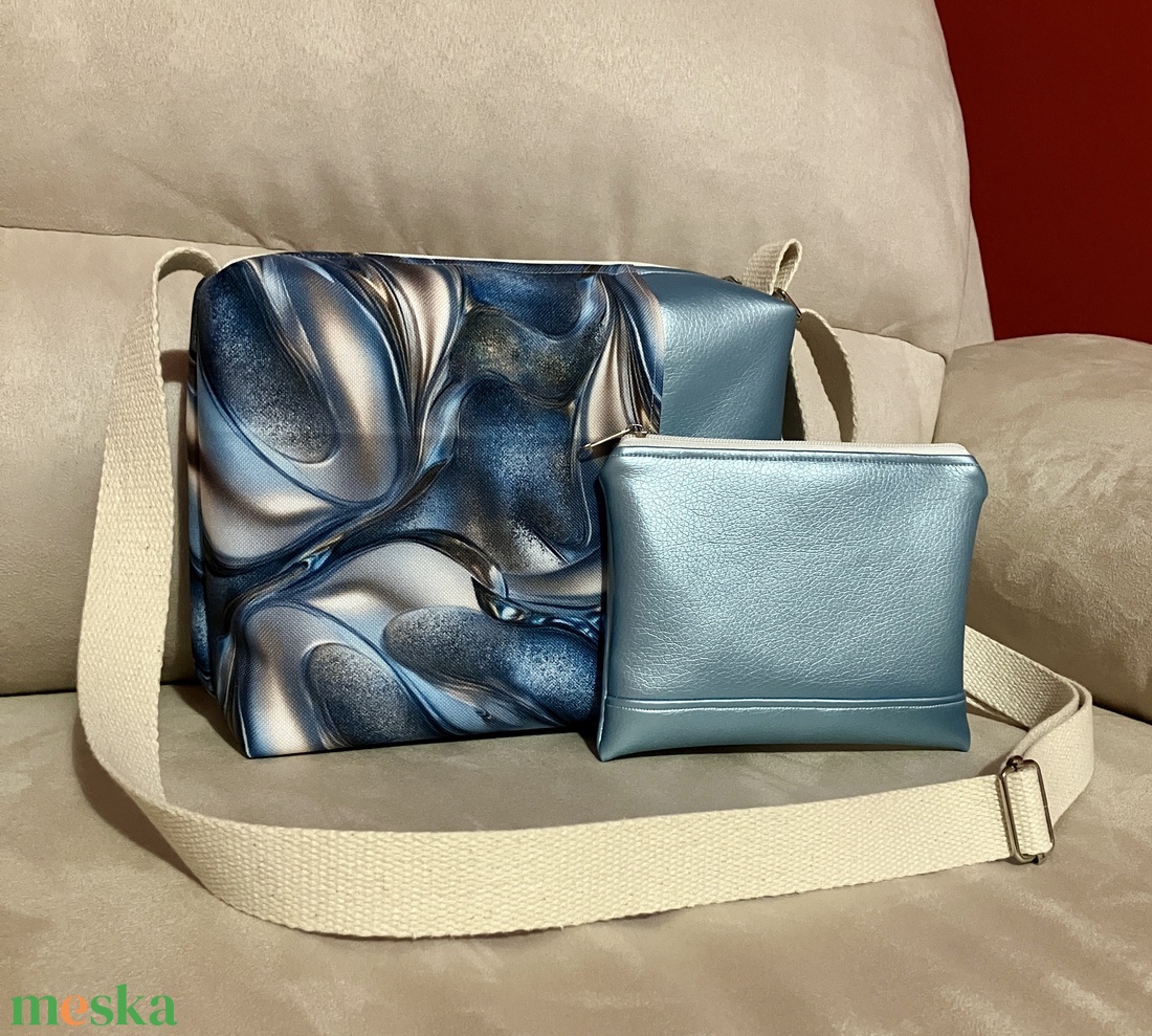 Egyedi kék absztrakt műbőr szett - táska & tok - táska szett - Meska.hu