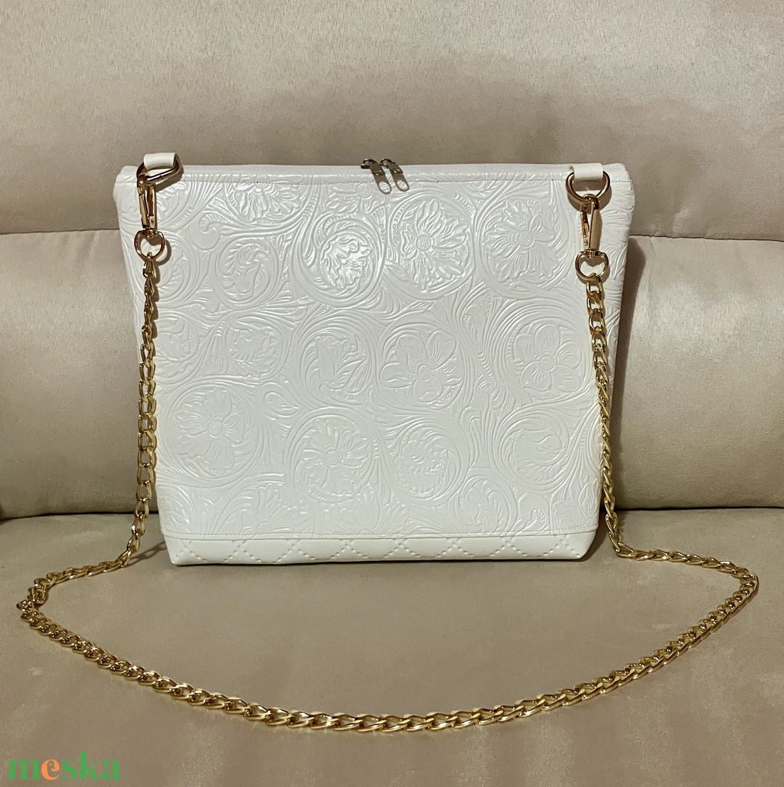 Fehér alkalmi műbőr crossbody táska - táska & tok - kézitáska & válltáska - vállon átvethető táska - Meska.hu