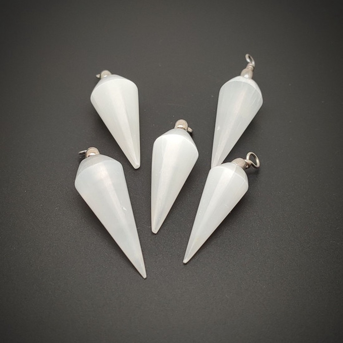 Letisztult erő szelenit kúp medál 35x15mm - ékszer - nyaklánc - medál - Meska.hu