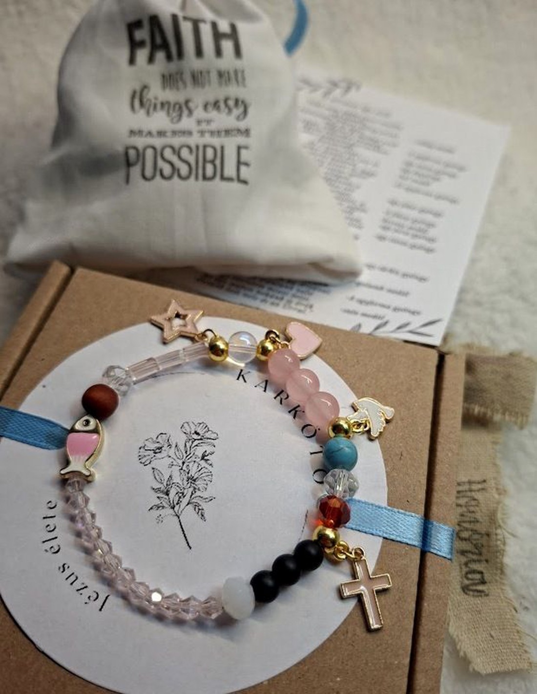 Jézus élete - keresztény történet karkötő-vrózsaszín-112 - ékszer - karkötő - bogyós karkötő - Meska.hu