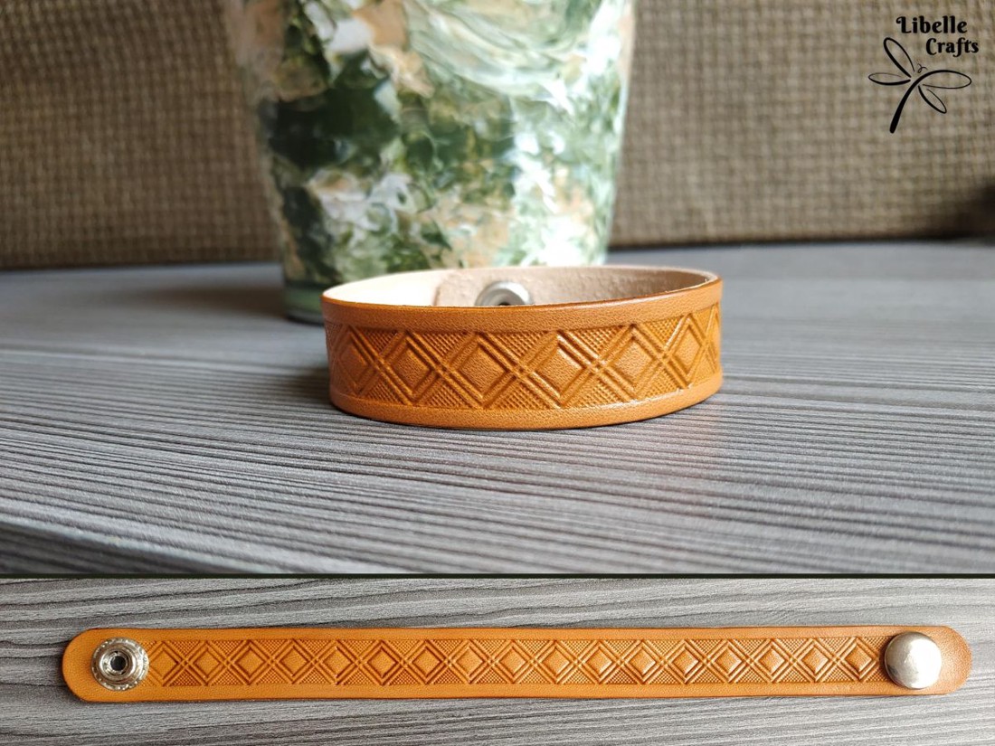 Rombusz sormintás karpánt - ékszer - karkötő - Meska.hu