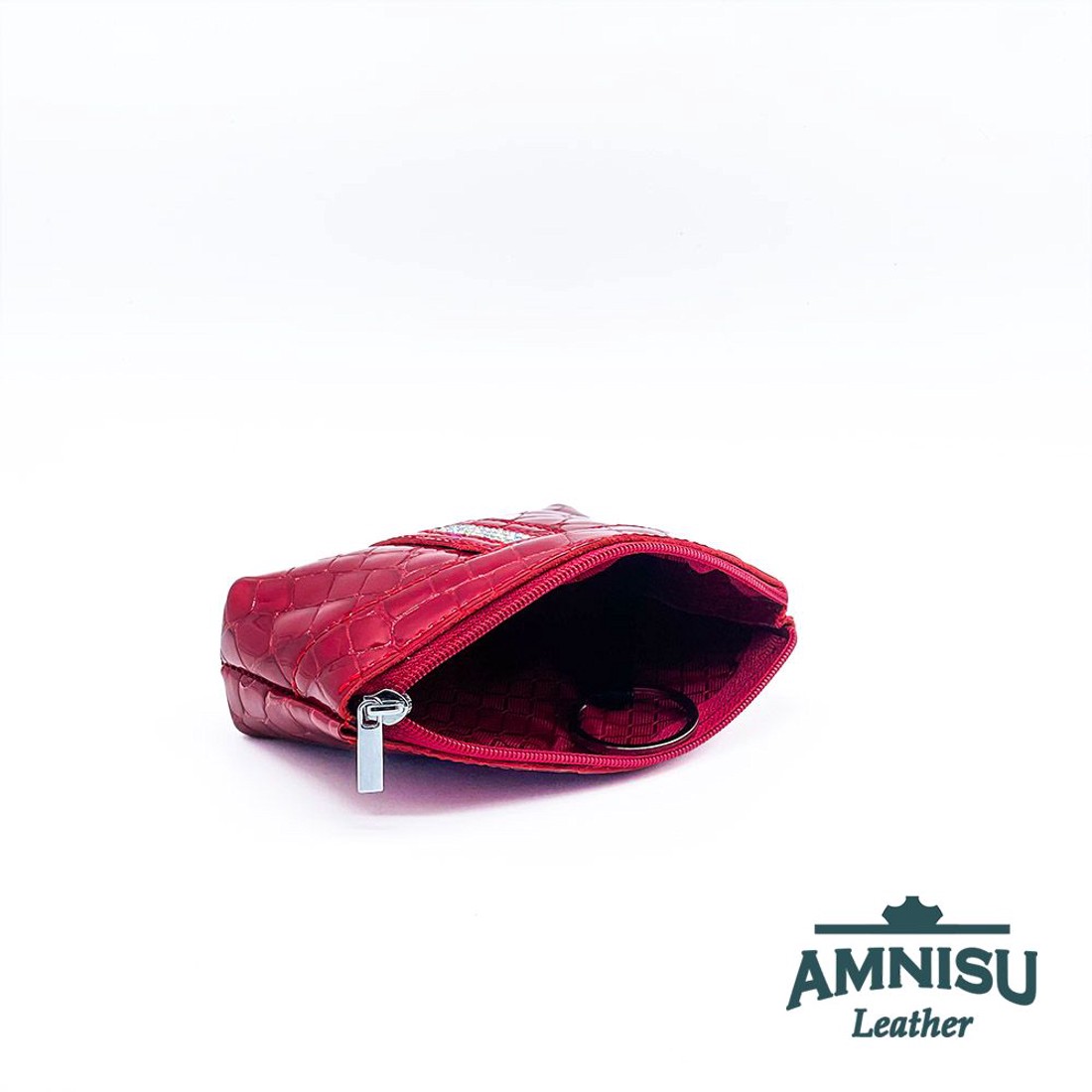 Sötét piros lakk krokkómintás egy cipzáras egyenes swarovski köves kulcstartó E5022 -  - Meska.hu