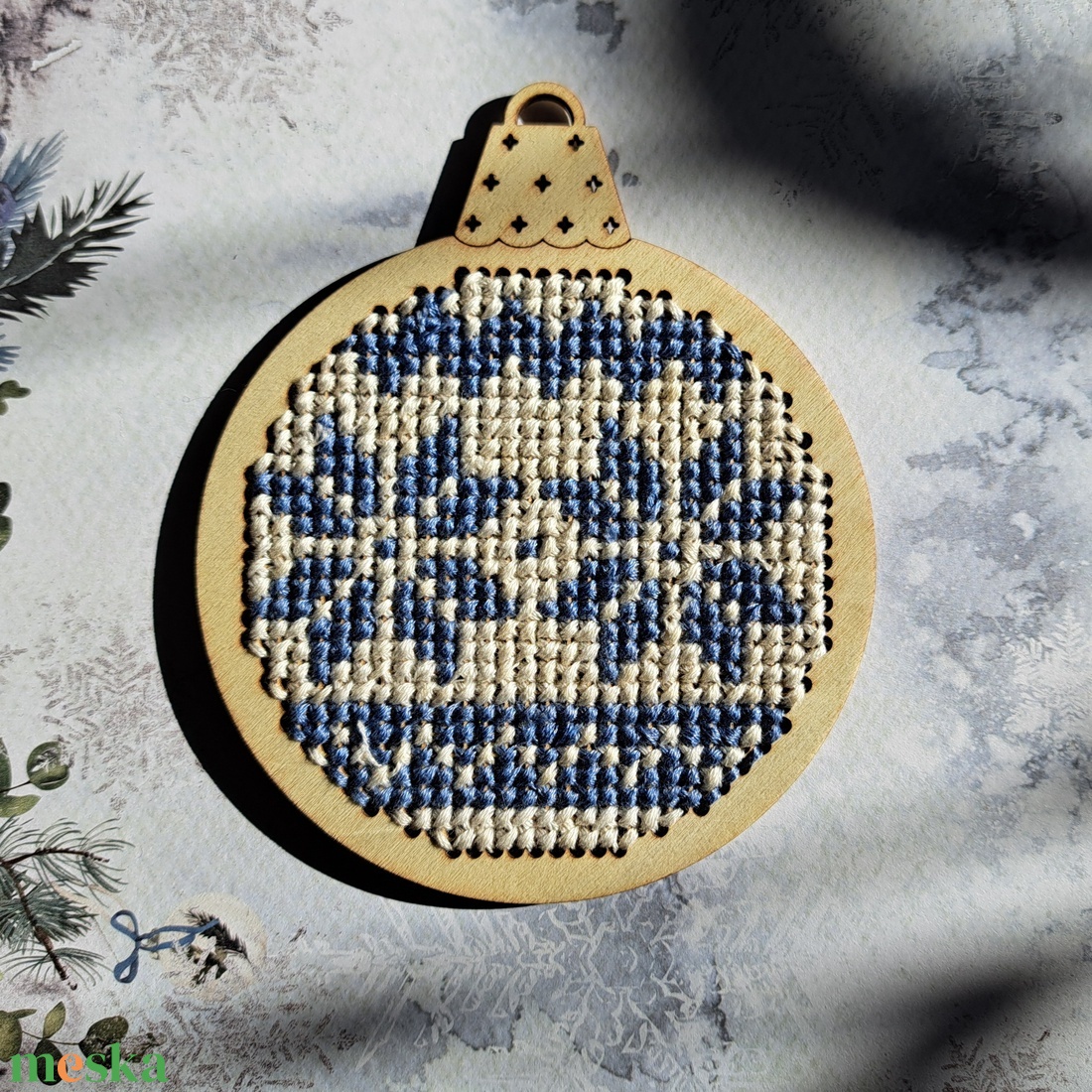 Keresztszemes karácsonyi dísz - karácsony - karácsonyi lakásdekoráció - karácsonyfadíszek - Meska.hu