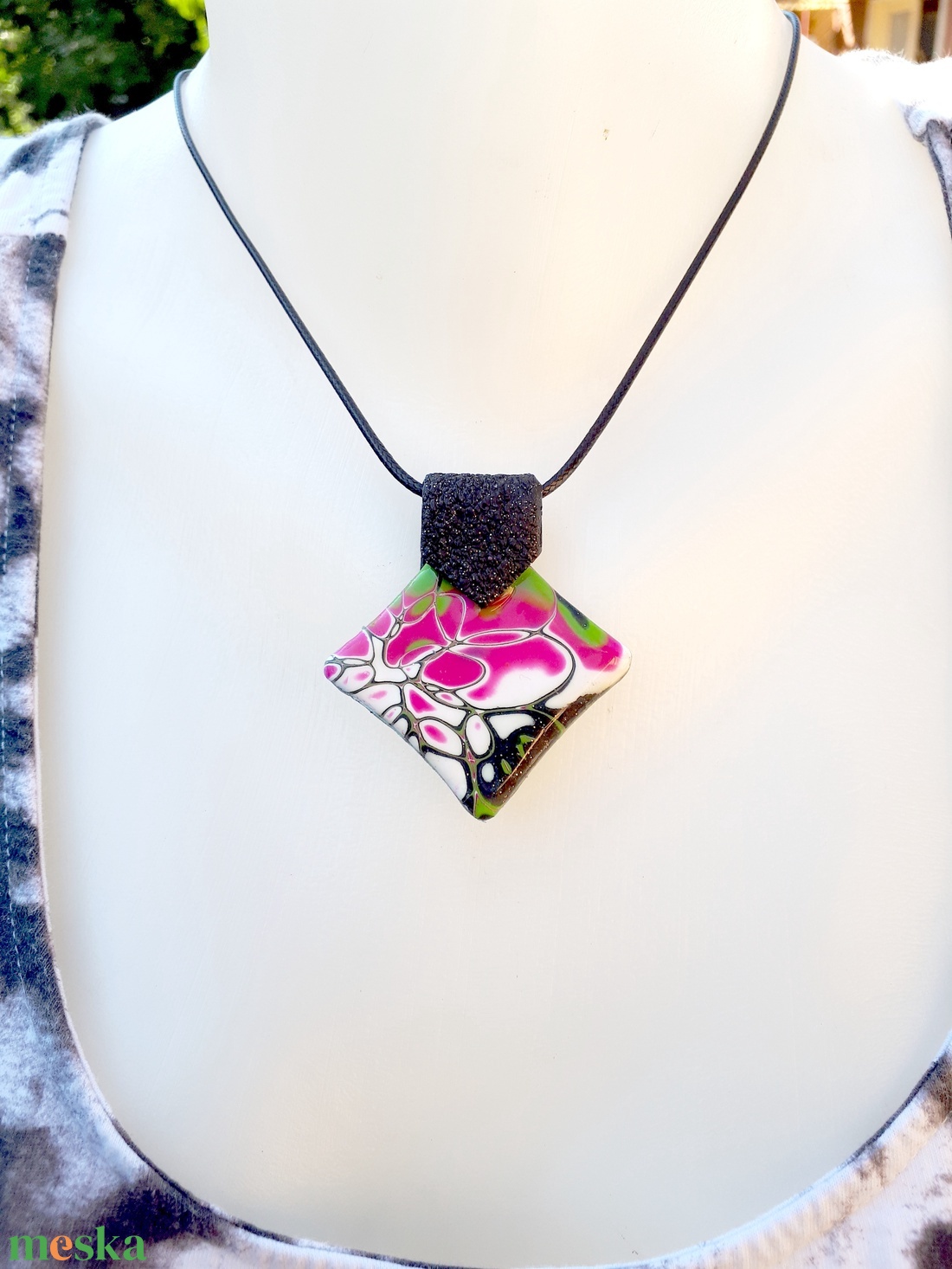 Pink-fekete szett ékszergyurmából - ékszer - ékszerszett - Meska.hu