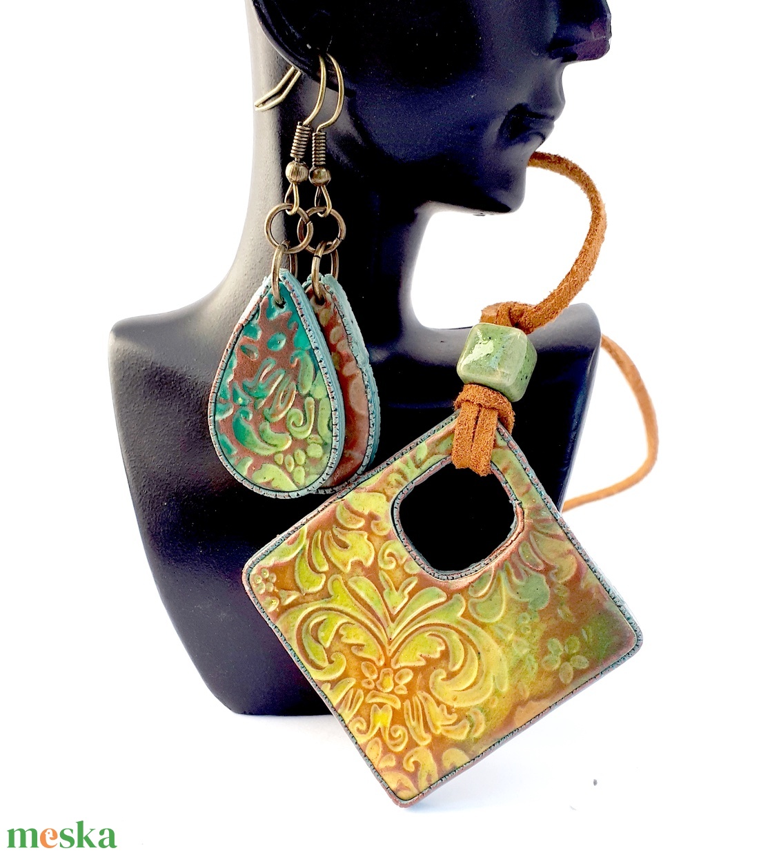 Színátmenetes kollekció, medál fülbevalókkal - ékszer - ékszerszett - Meska.hu