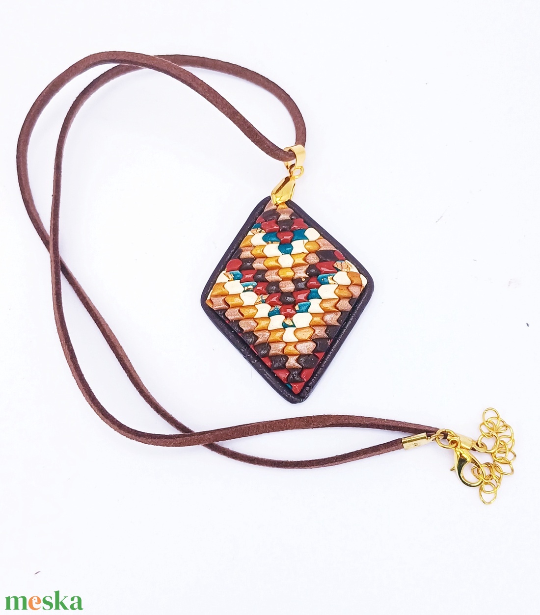 Barna-krém medál, Süthető gyurma ékszer - ékszer - nyaklánc - medálos nyaklánc - Meska.hu