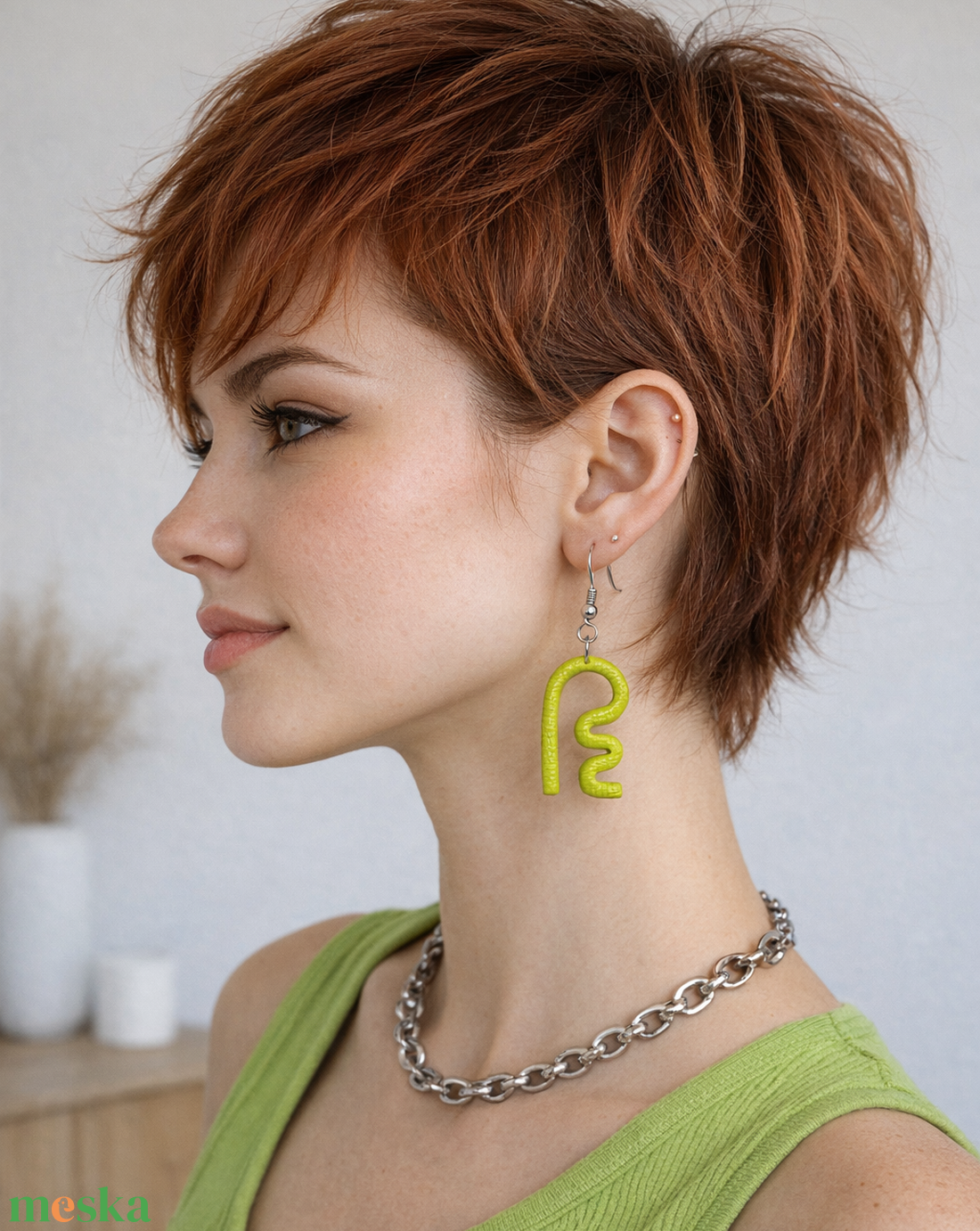 Kivizöld fülbevaló süthető gyurmából - ékszer - fülbevaló - lógó fülbevaló - Meska.hu