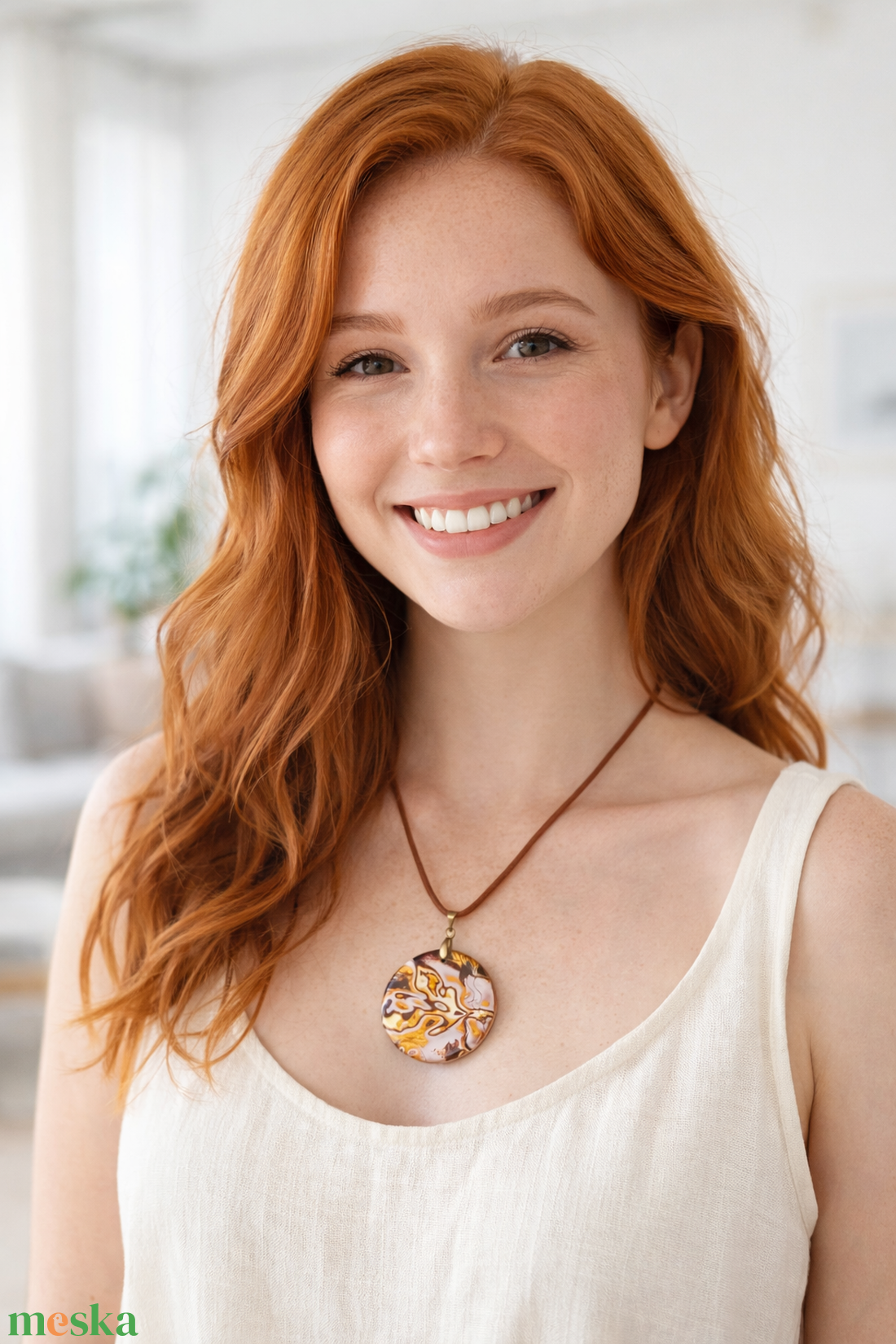 Barna-krém nyaklánc, ékszergyurma medál - ékszer - nyaklánc - medálos nyaklánc - Meska.hu