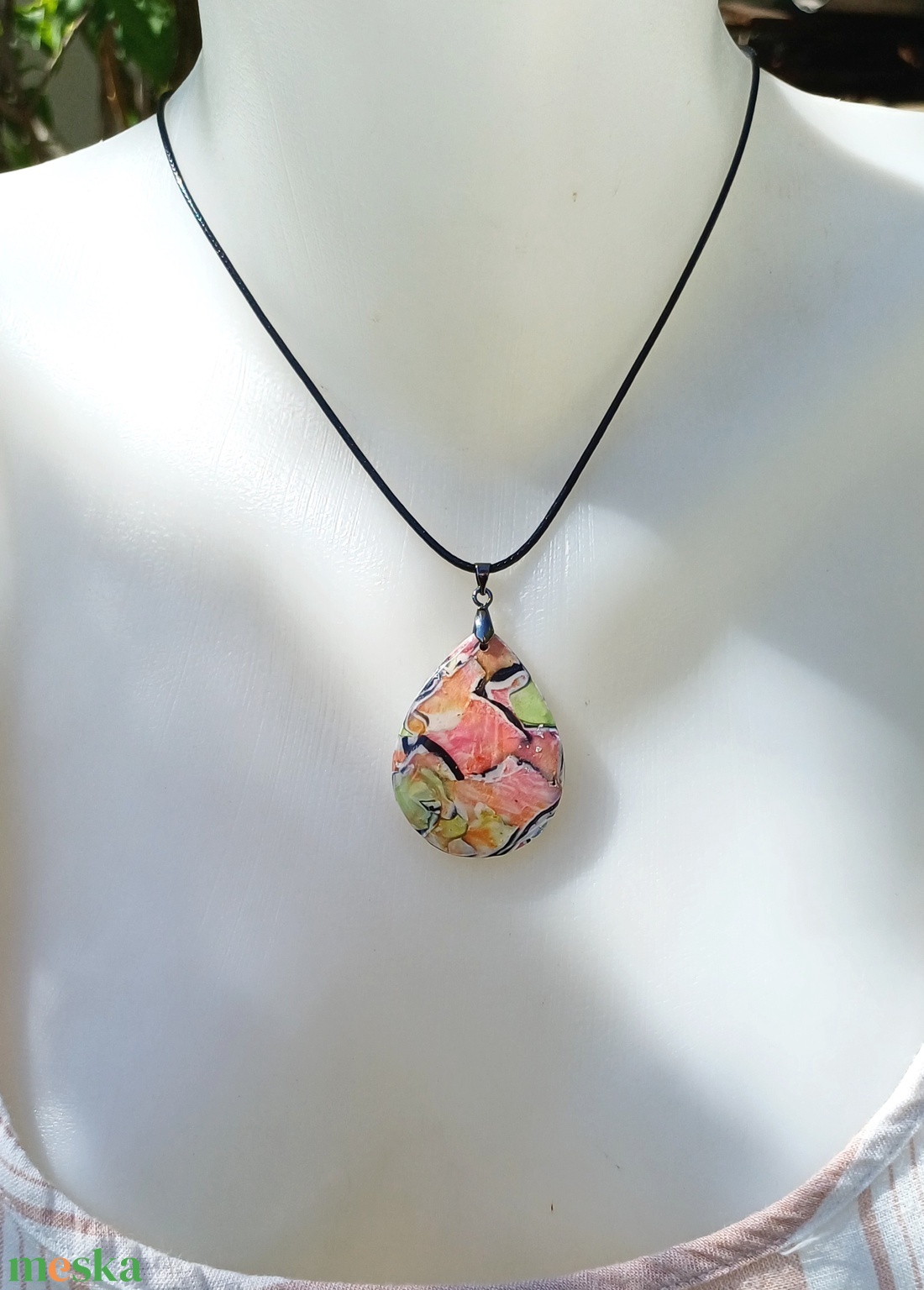 Vidám, színes nyaklánc - ékszer - nyaklánc - medálos nyaklánc - Meska.hu