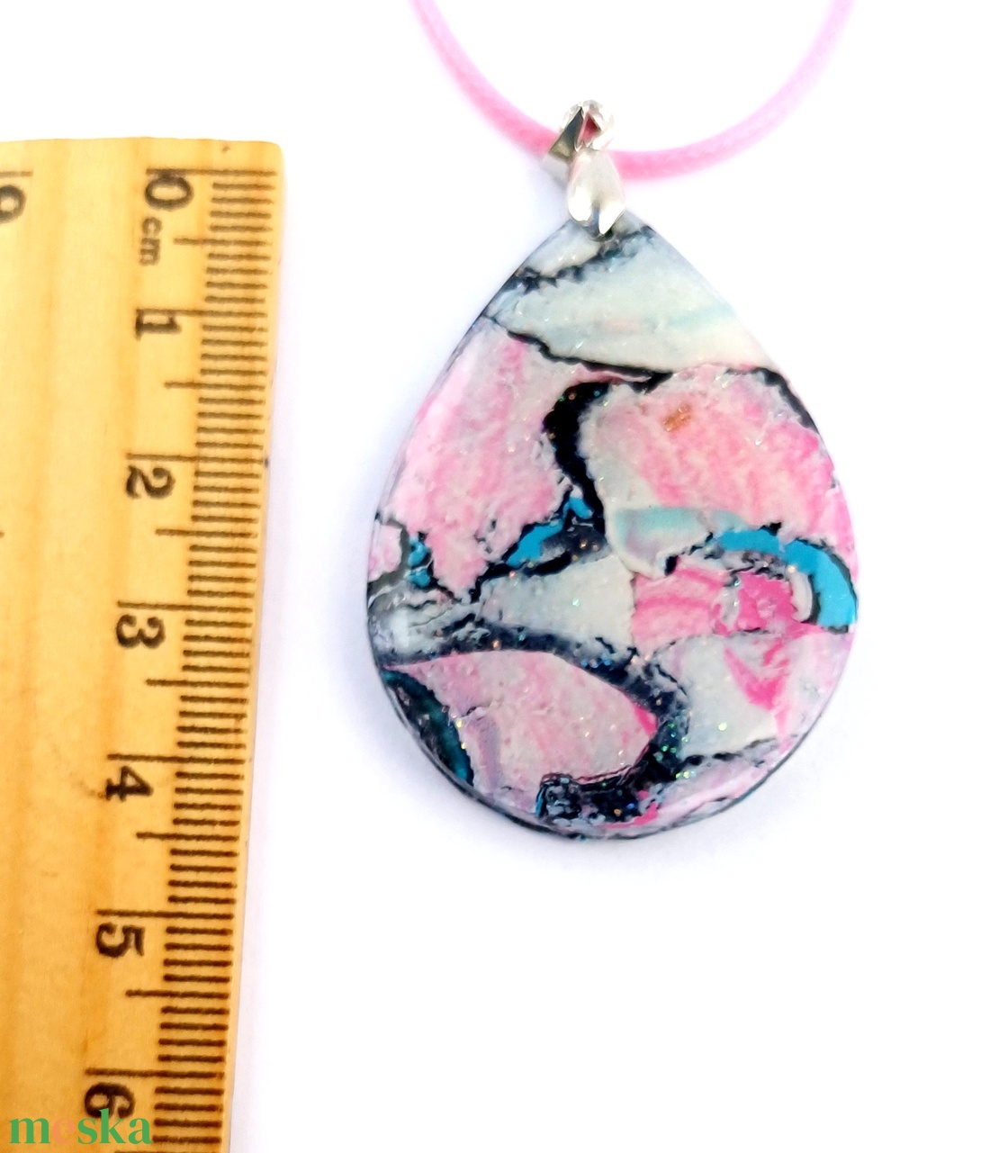 Nyaklánc pasztell színekkel  - ékszer - nyaklánc - medálos nyaklánc - Meska.hu