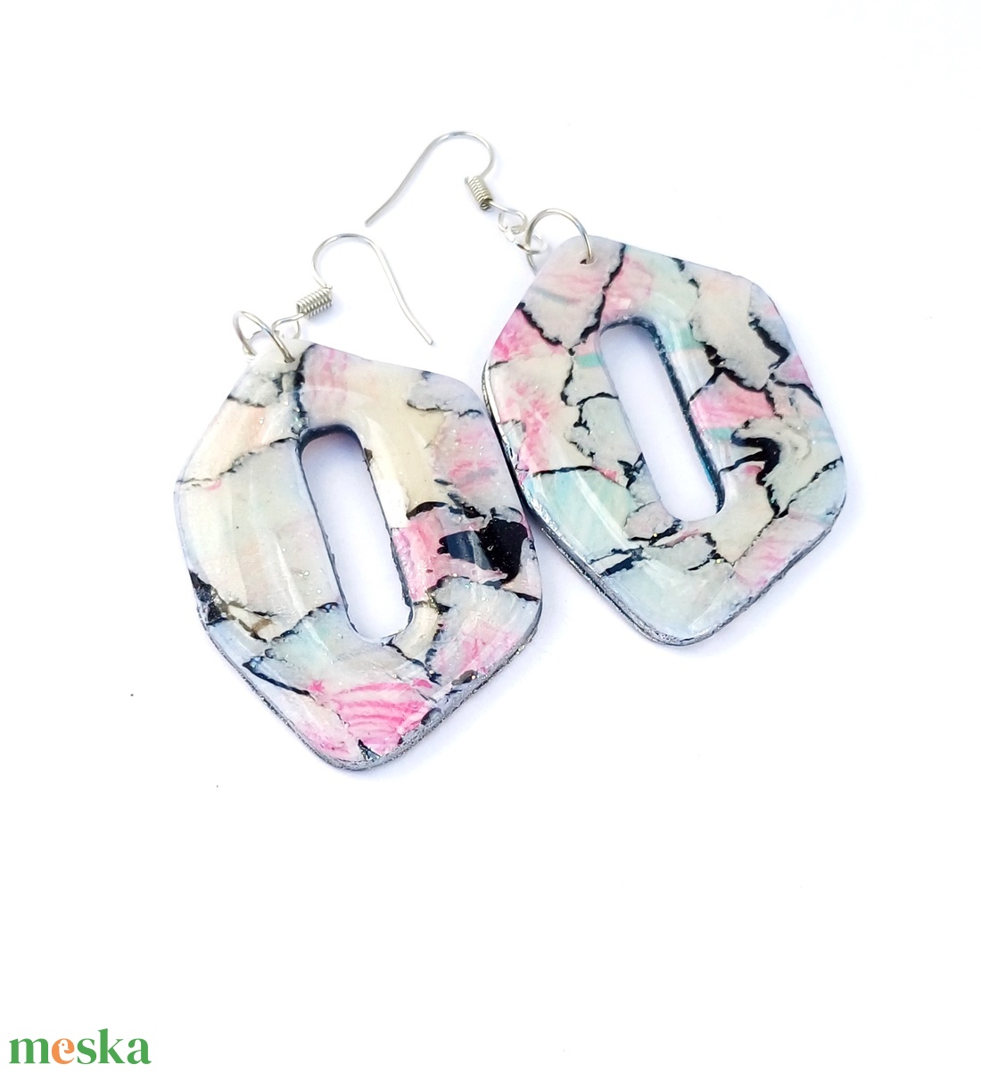 Fülbevaló pasztell színekkel - ékszer - fülbevaló - lógó fülbevaló - Meska.hu