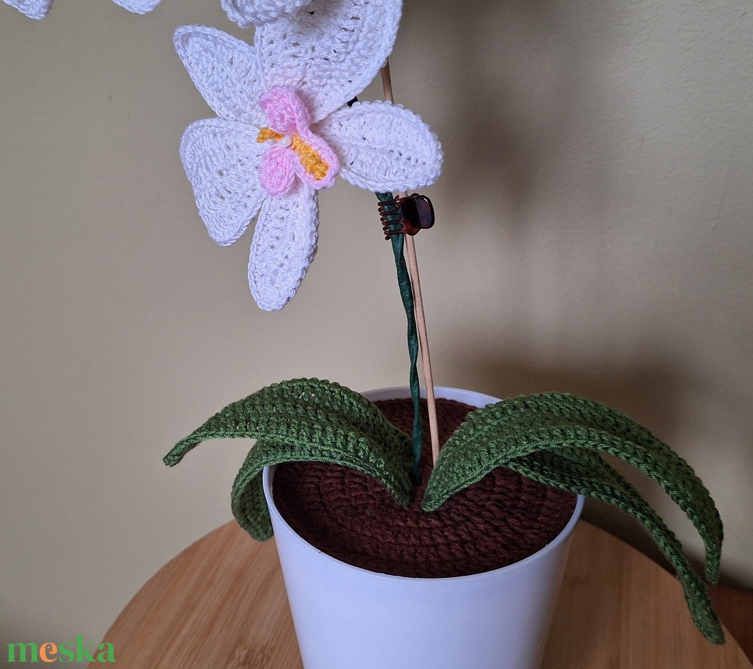 Horgolt orchidea kaspóban - fehér - otthon & életmód - dekoráció - dísztárgy - Meska.hu Horgolt orchidea kaspóban - fehér - otthon & életmód - dekoráció - dísztárgy - Meska.hu