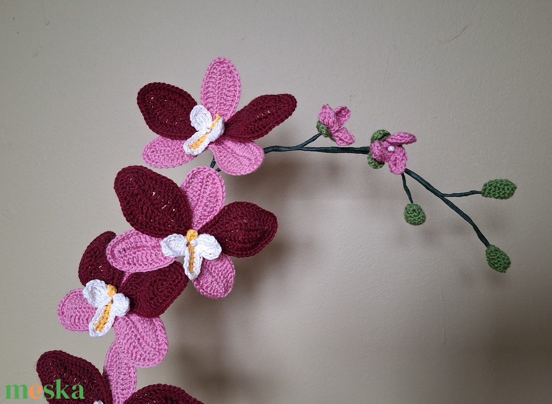 Horgolt orchidea kaspóban - bordó / rózsaszín - otthon & életmód - dekoráció - dísztárgy - Meska.hu Horgolt orchidea kaspóban - bordó / rózsaszín - otthon & életmód - dekoráció - dísztárgy - Meska.hu