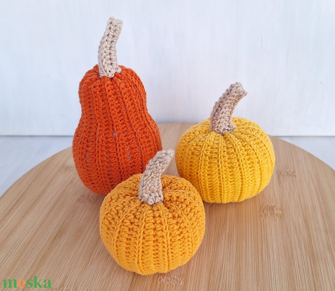 Horgolt tök szett 3 db-os - otthon & életmód - dekoráció - halloween - halloweeni asztaldísz - Meska.hu Horgolt tök szett 3 db-os - otthon & életmód - dekoráció - halloween - halloweeni asztaldísz - Meska.hu