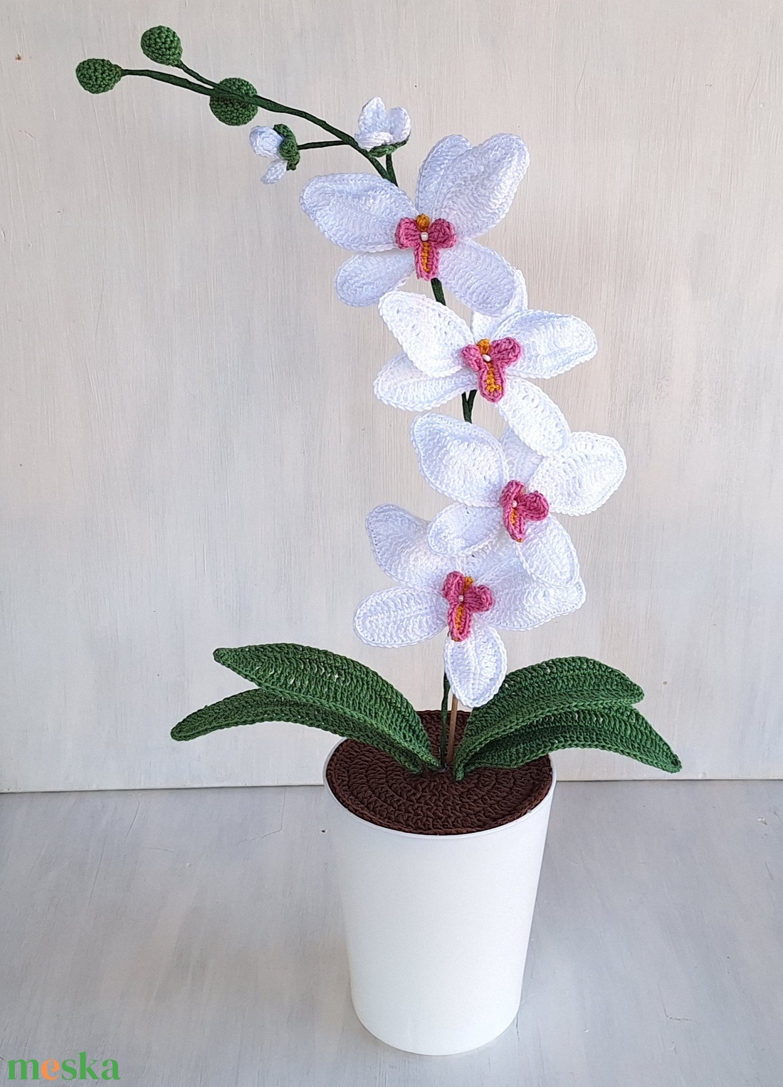Horgolt orchidea kaspóban - fehér - otthon & életmód - dekoráció - dísztárgy - Meska.hu