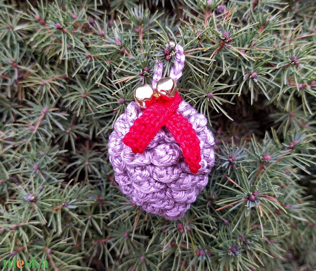 Horgolt toboz karácsonyfadísz csengettyűvel - 2 db-os szett - karácsony - karácsonyi lakásdekoráció - karácsonyfadíszek - Meska.hu